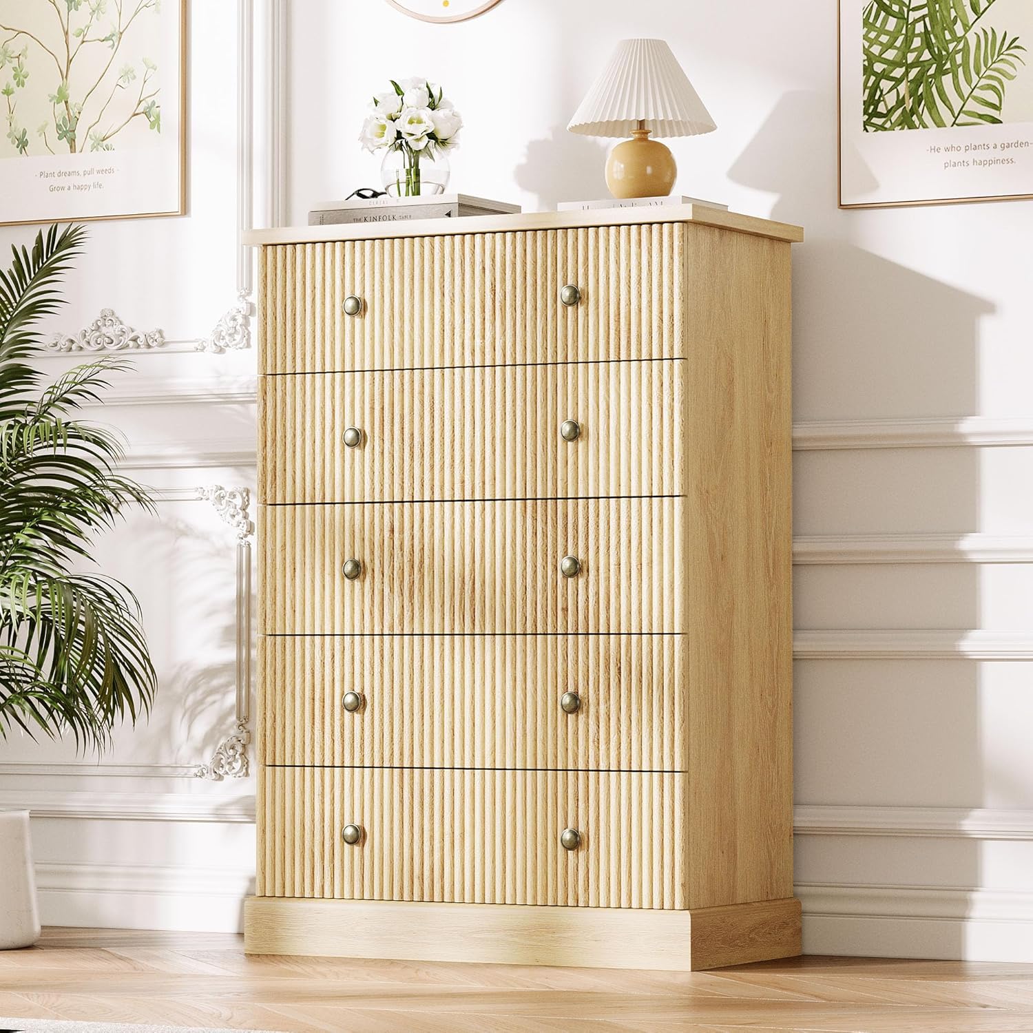 GarveeLife 5 Drawer Dresser for Bedroom Horizontal Chest of Drawers Fluted Panel Wood Dresser Small Space Bedroom Dresser for Clothing Storage