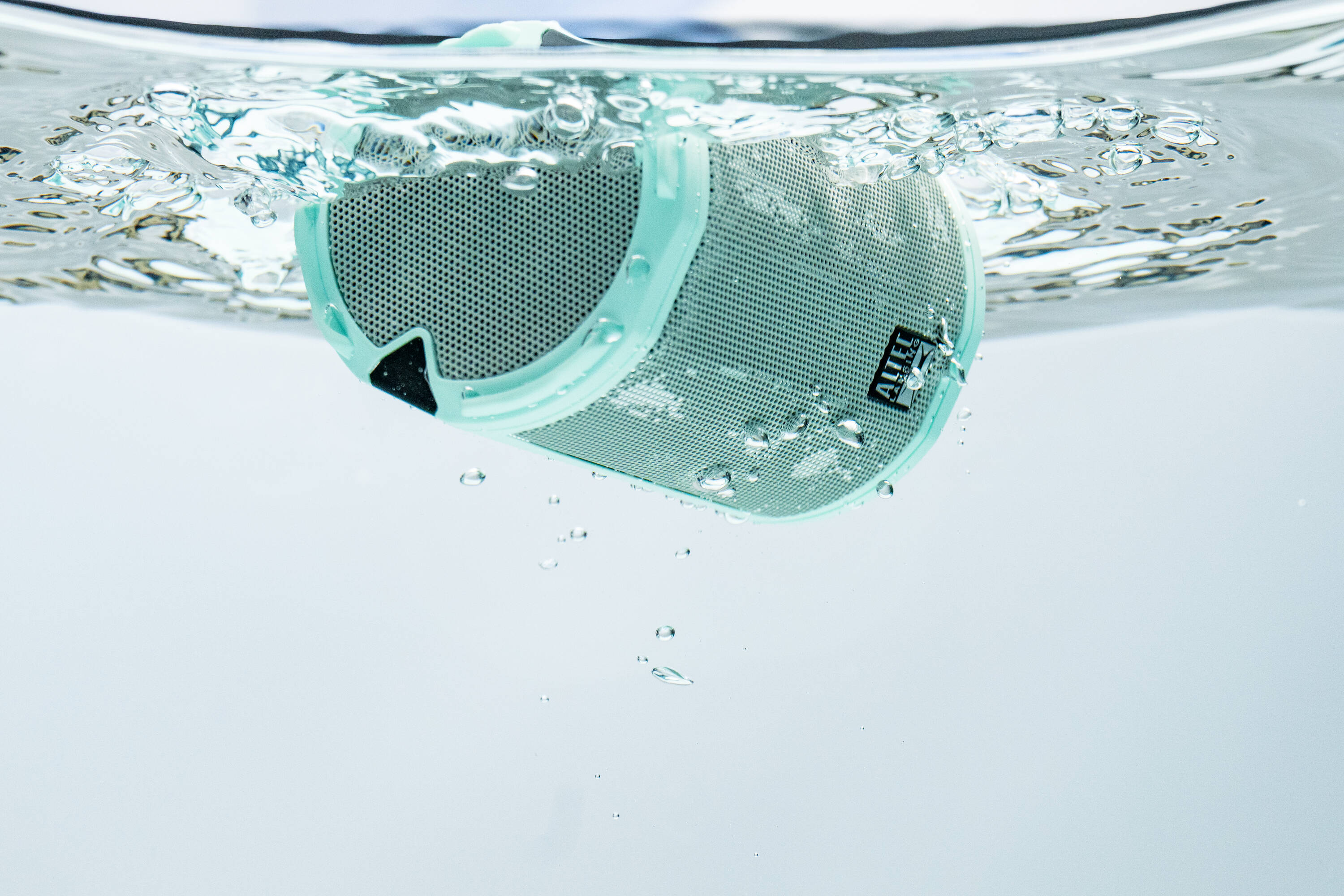 Altec Lansing IMW1100-MTG Portable-Speakers - View #7