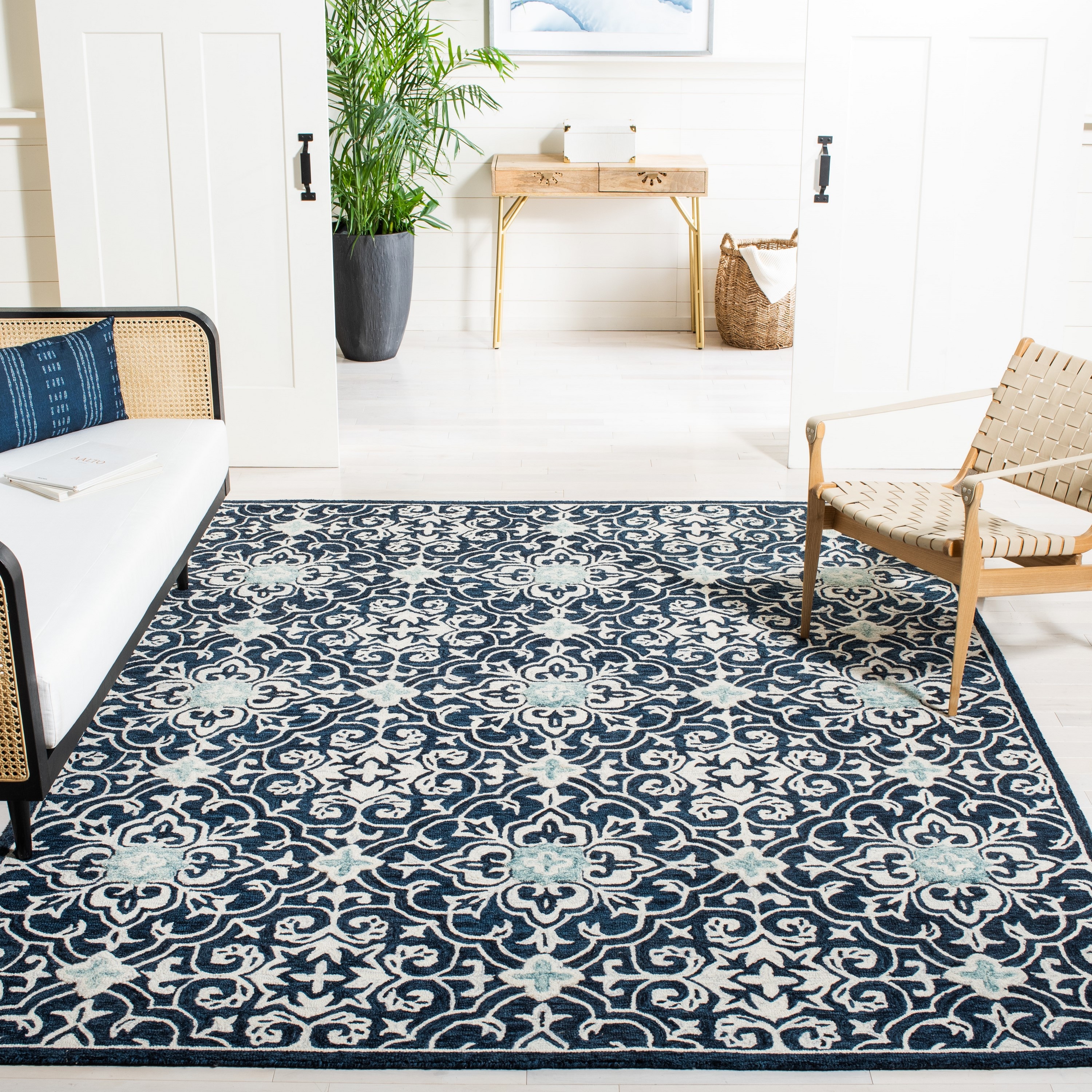 Hand-Tufted Americana Light Blue Wool Area Rug - 9' x 12'