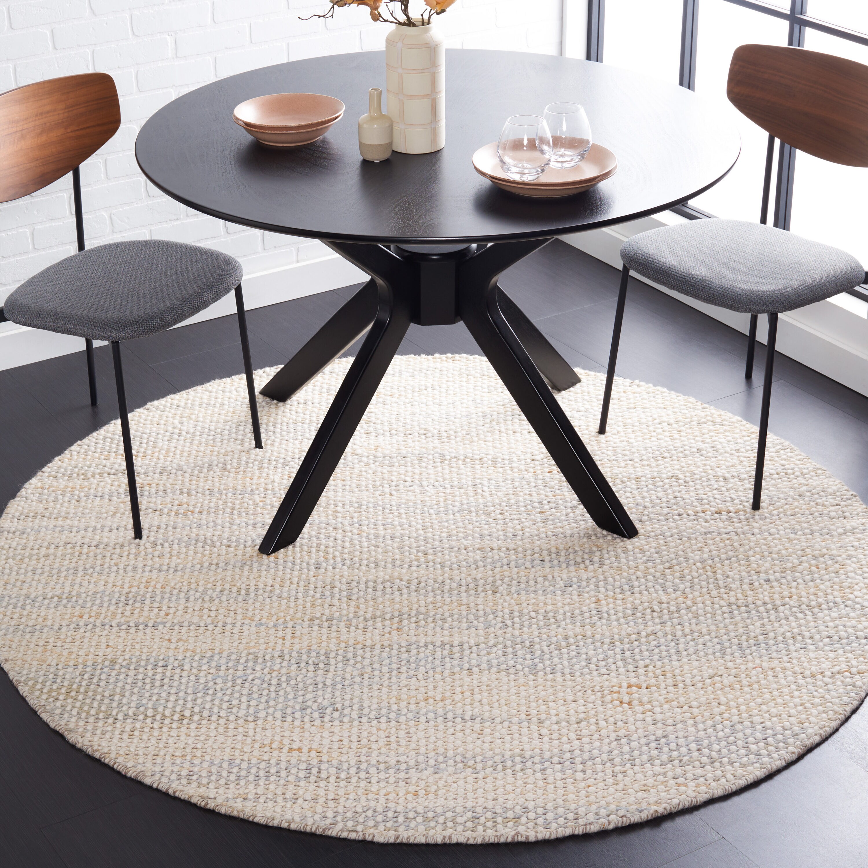  Natura 221 Natural/Light Gray Solid / Tonal 6ft x 6ft Round Rug