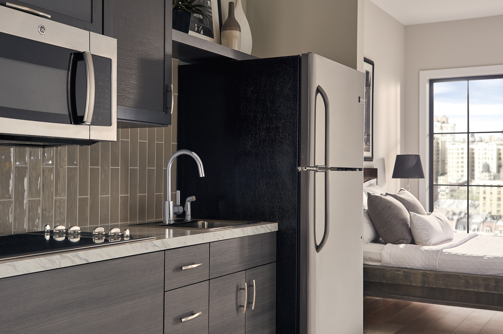 Peerless P199152LF-BL Kitchen-Faucets - View #4