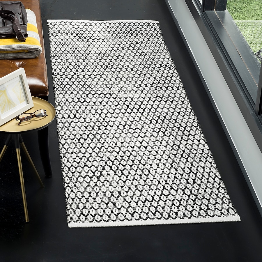Safavieh Montauk Loch 2 x 7 Charcoal/Ivory Indoor Coastal Handcrafted Runner Safavieh Montauk Loch 2 x 7 Charcoal/Ivory Indoor Coastal Handcrafted Runner