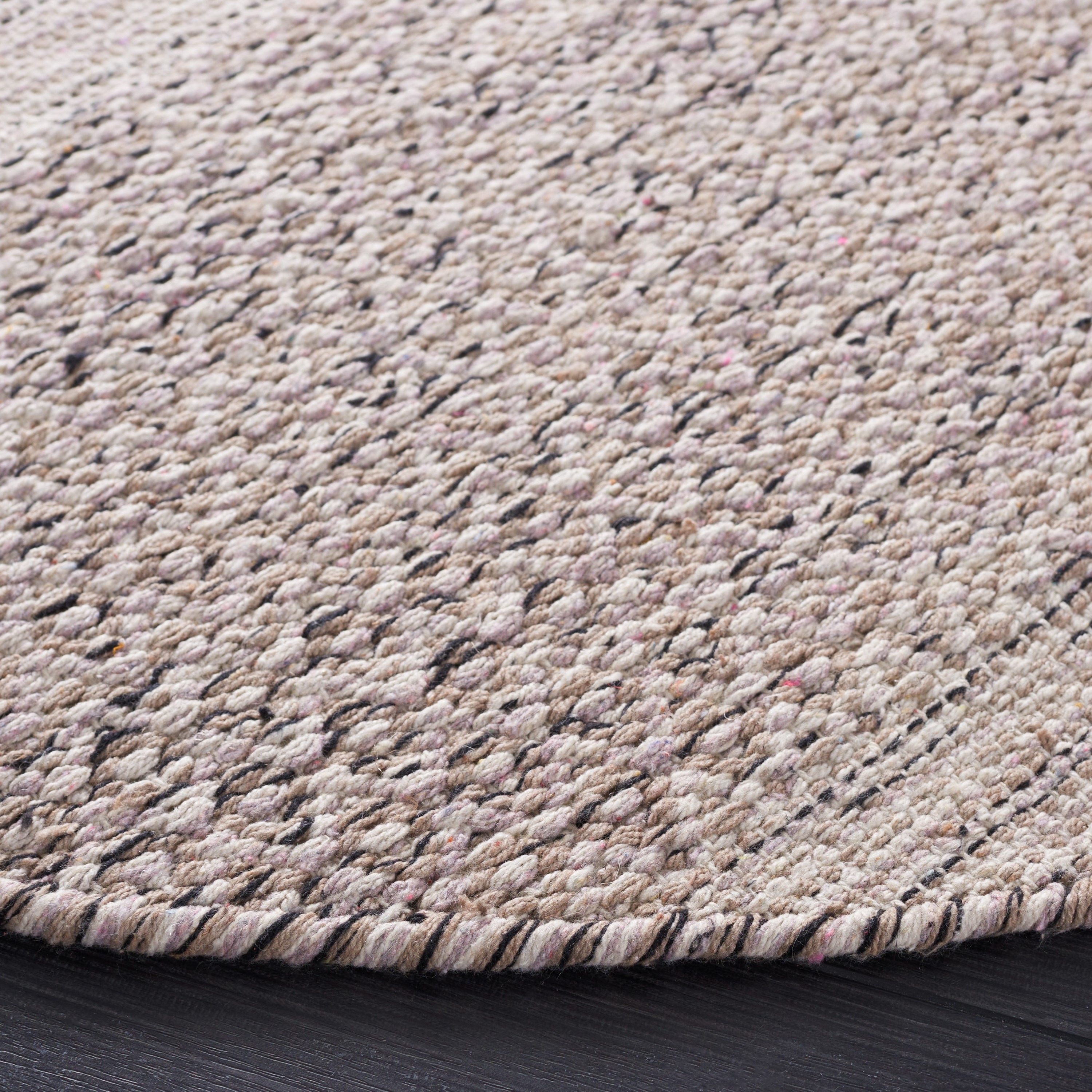Safavieh MTK330M-4R rugs - View #3