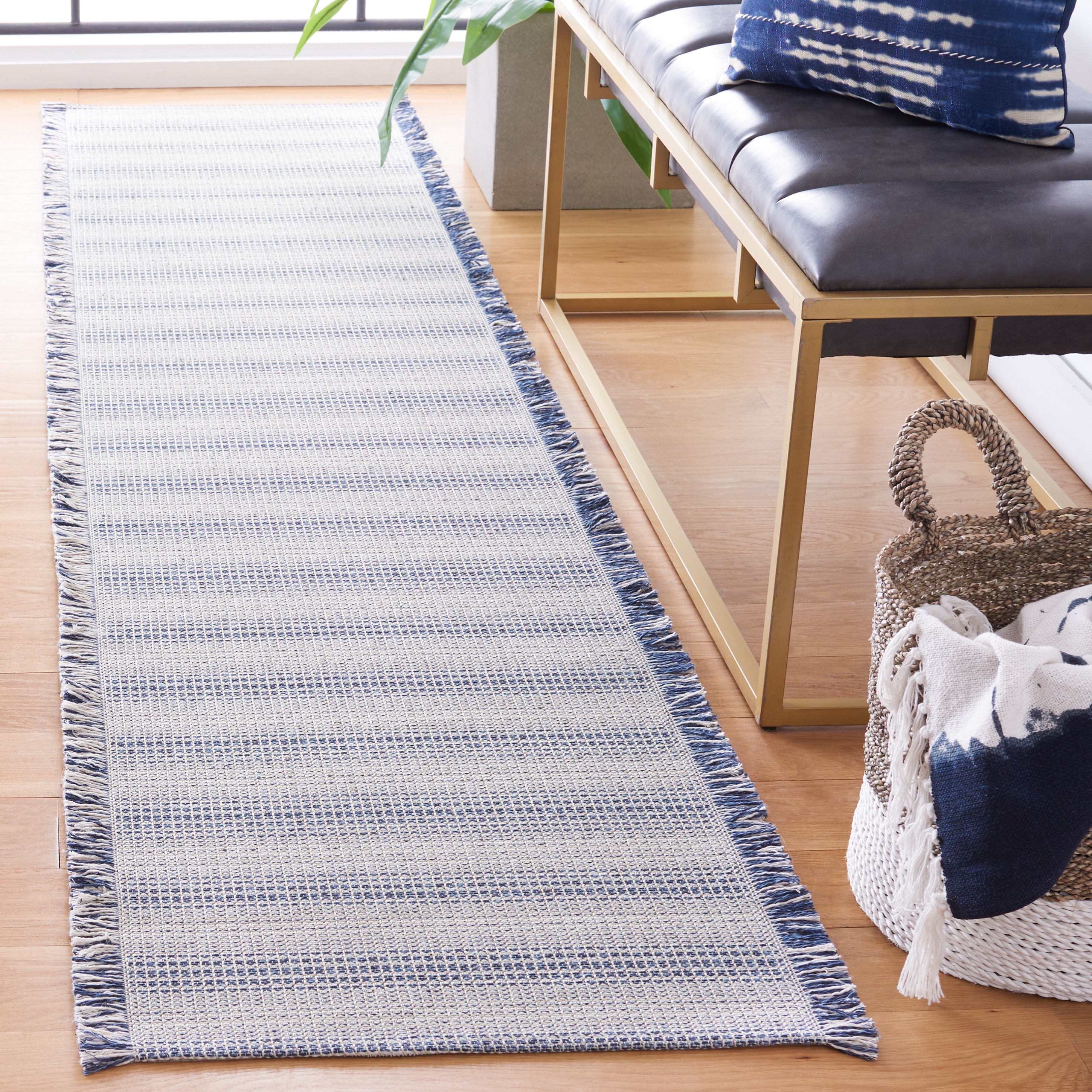 Augustine Agt501N Ivory Navy 2ft x 9ft Runner Rug