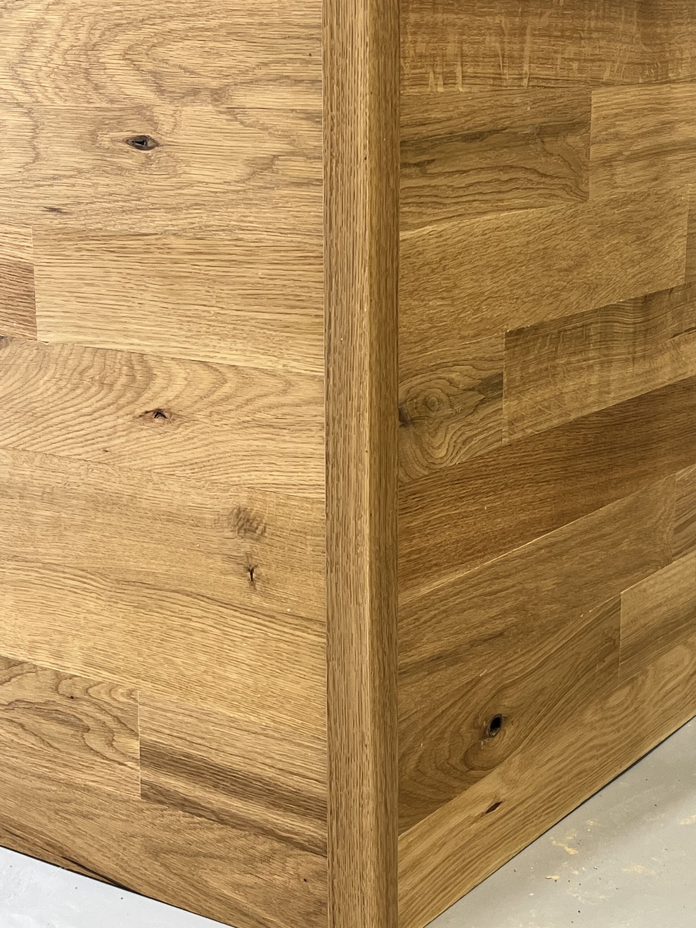 Golden Oak Peel-and-Stick Wood Corner Molding