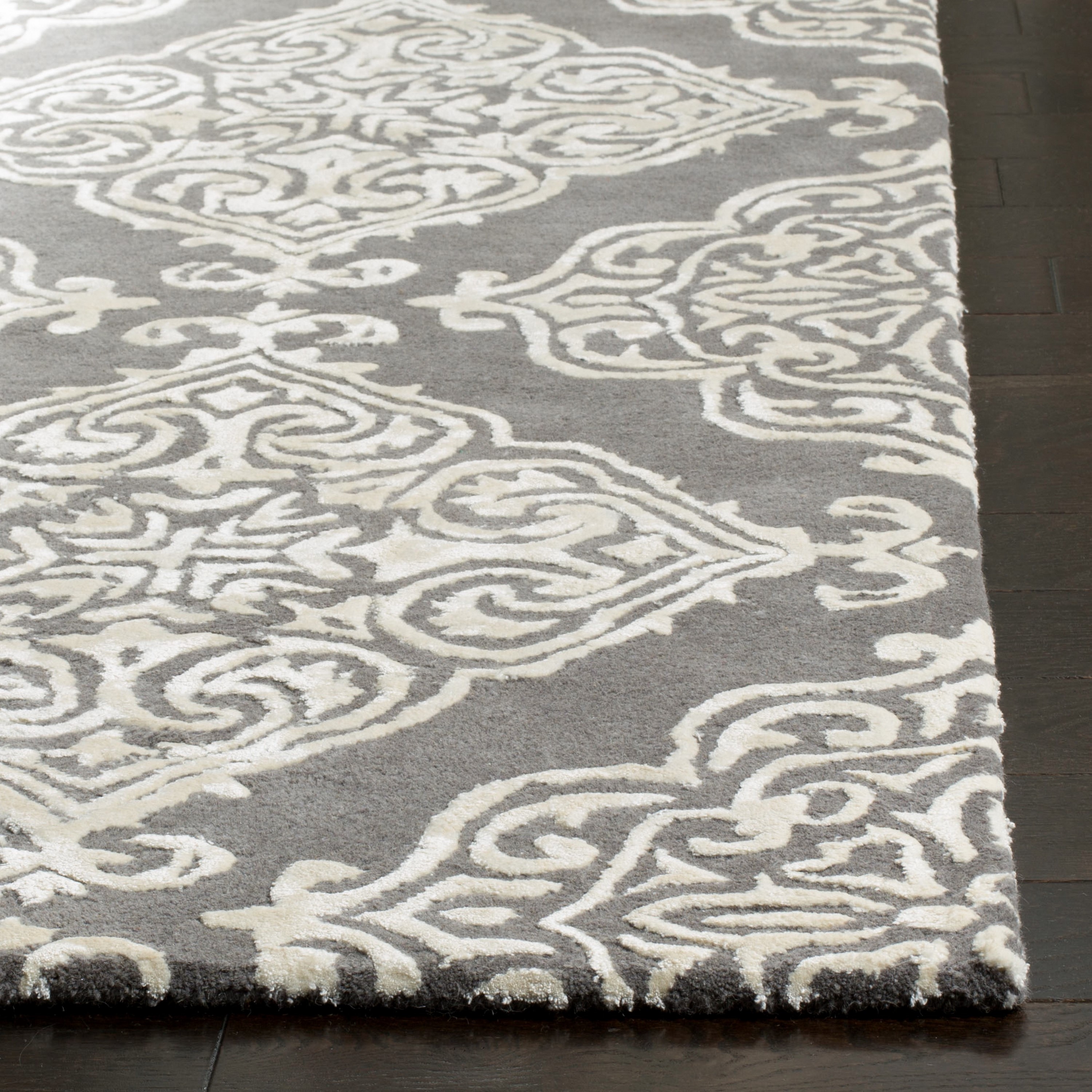 Safavieh GLM568D-5 rugs - View #3