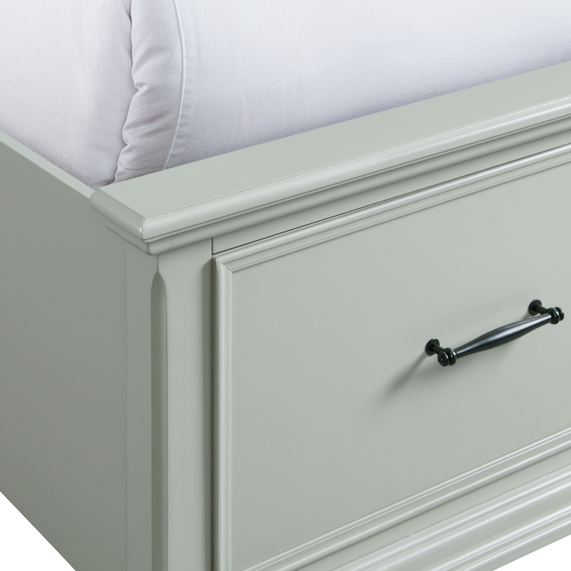 Transitional Gray Queen Platform Storage Bed with Plank Headboard