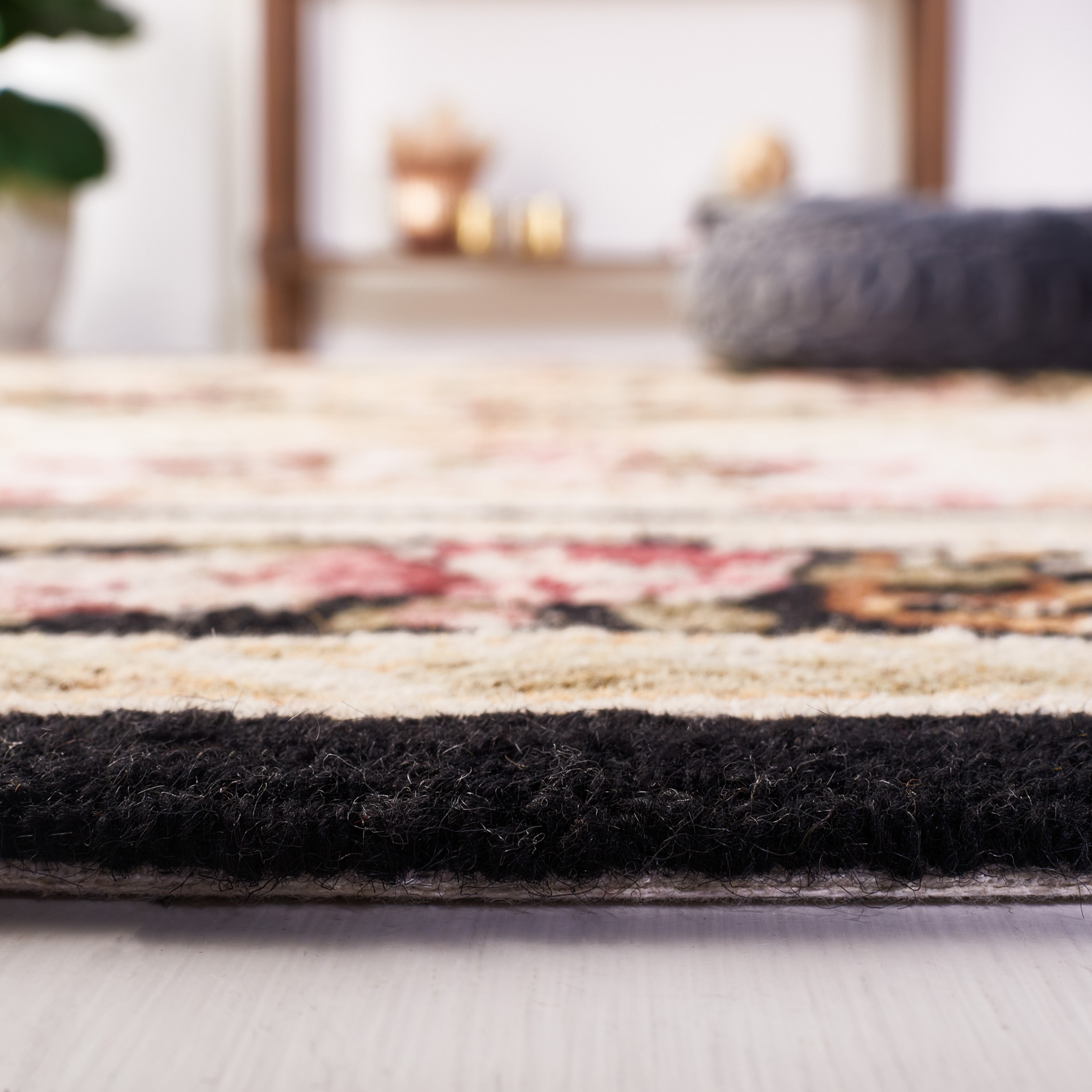 Safavieh HK72B-212 rugs - View #4