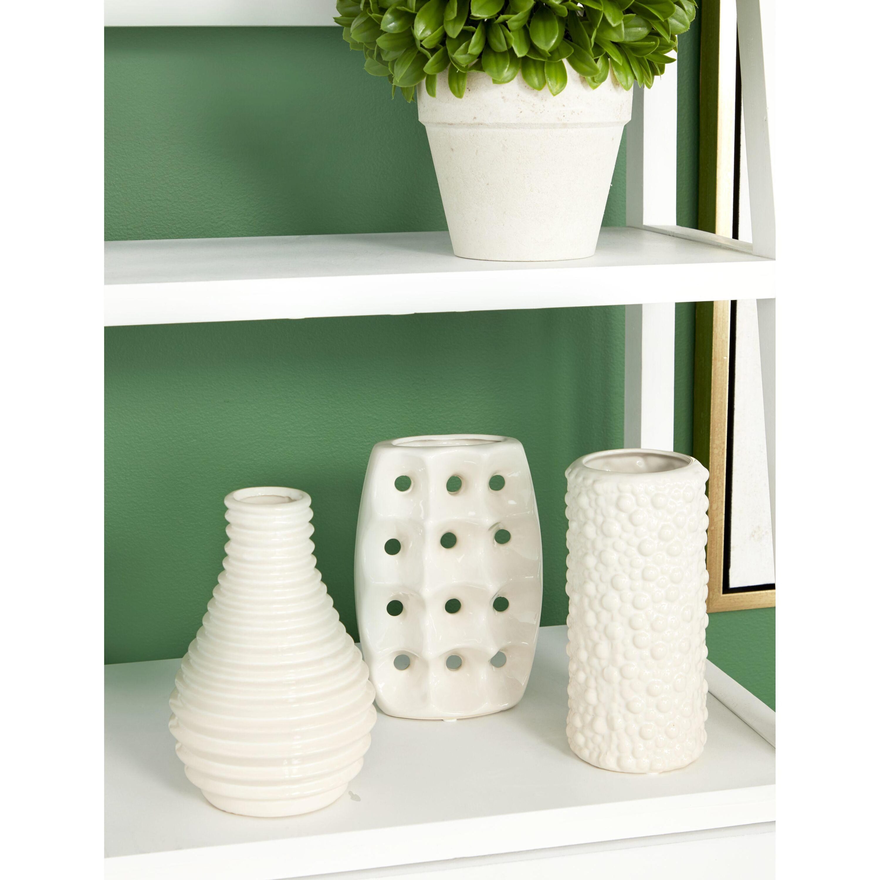 CosmoLiving by Cosmopolitan 92563 3 -Pack White Stone Modern Vase