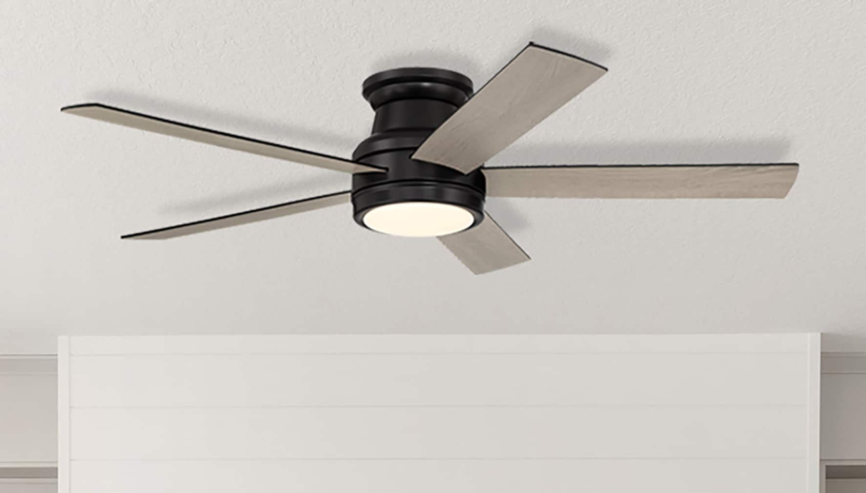 Harbor Breeze Calverton 52-in Matte Black with Matte Black/Driftwood Blades Color-changing Integrated LED Indoor Flush Mount Ceiling Fan with Light -  CAL52MBK5LR