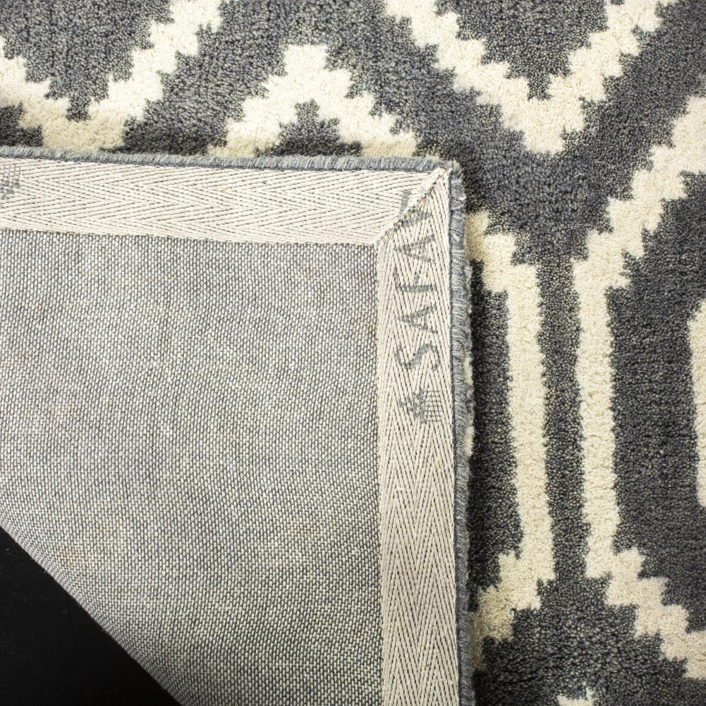 Safavieh HIM902F-6SQ rugs - View #4