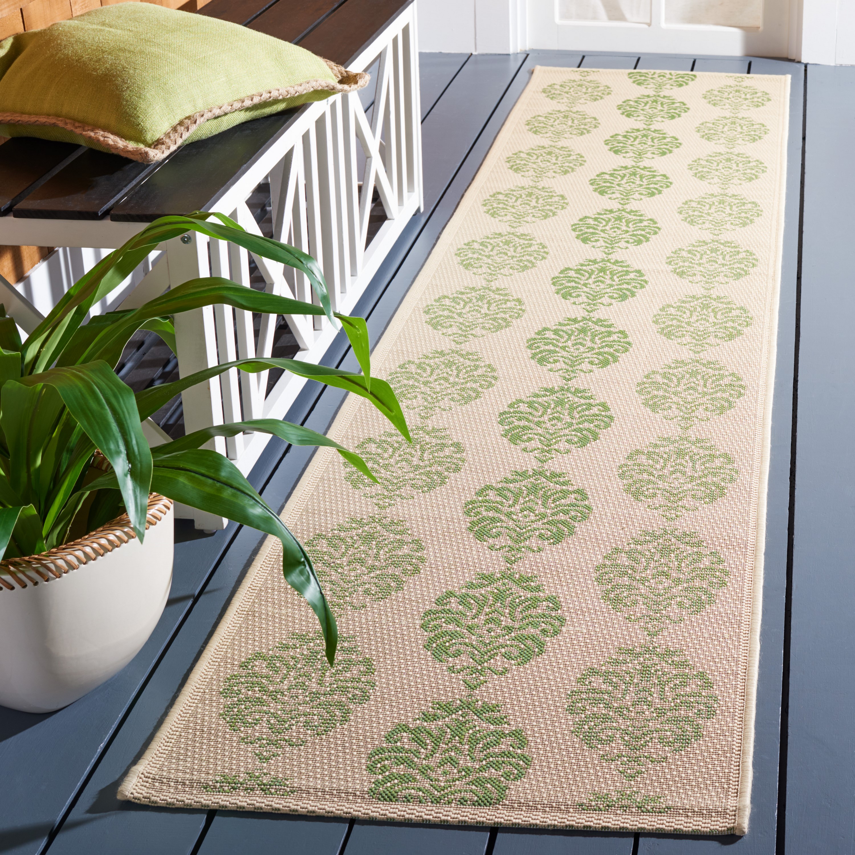 Safavieh CY2720-1E01-27 Courtyard Bermuda 2 x 7 (ft) Loomed Polypropylene Natural/Olive Rectangular Indoor/Outdoor Damask Runner rug