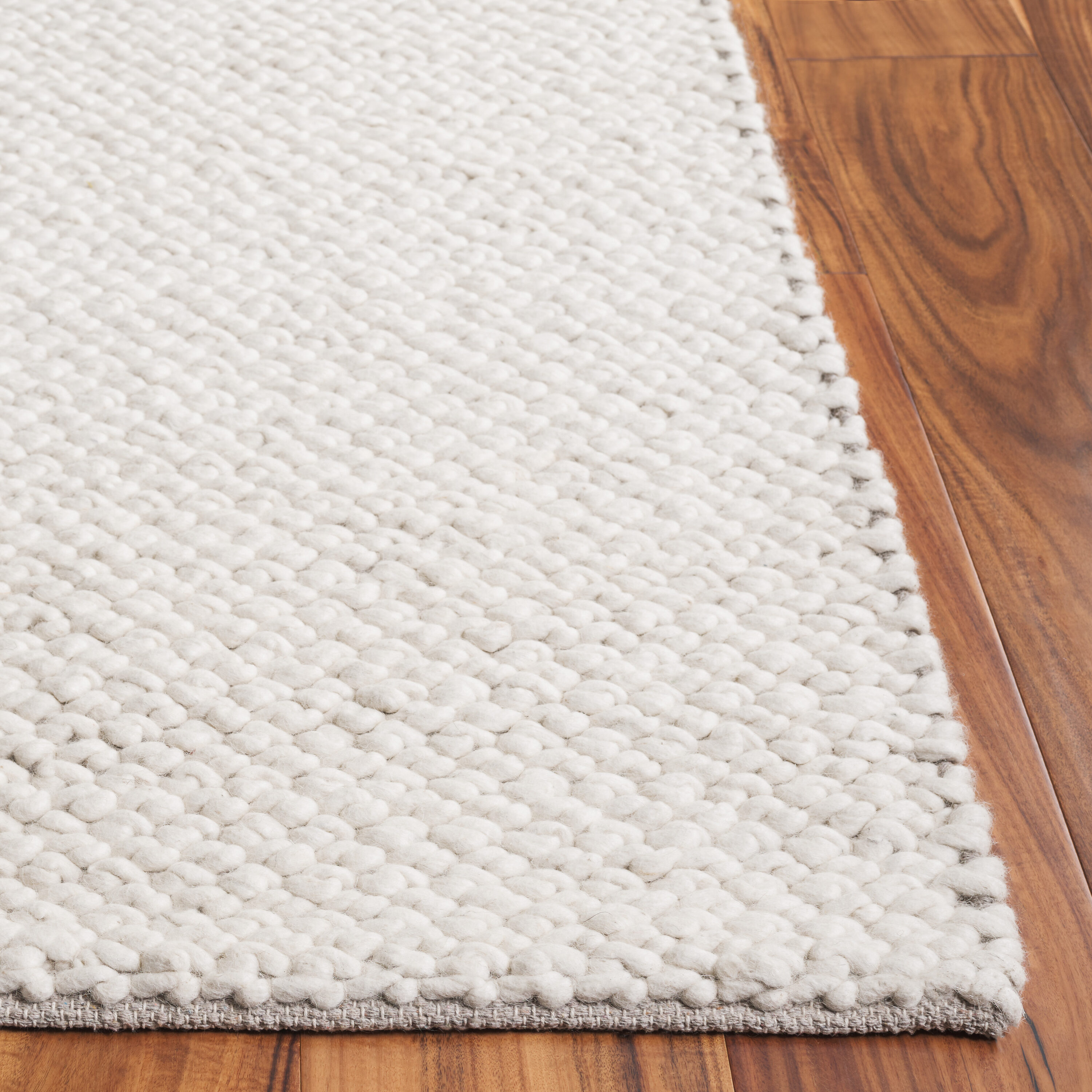 Safavieh NAT704A-4 rugs - View #3