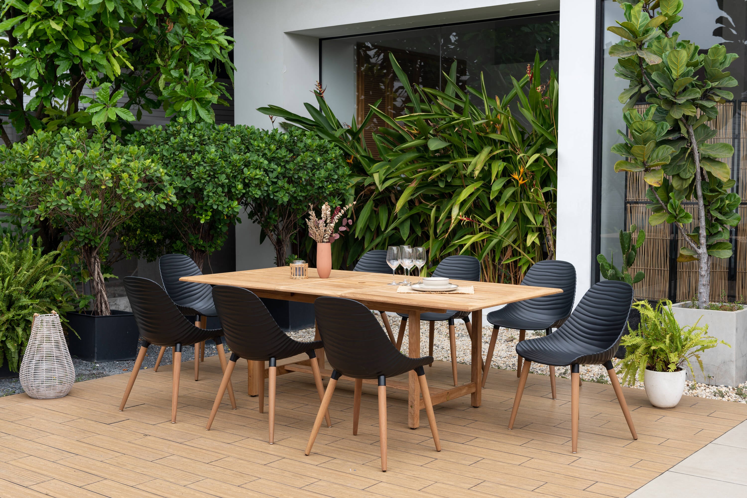 Amazonia DIANREC8STRMSDBK Outdoor Patio Extendable Table Wood Rectangle Table with 8