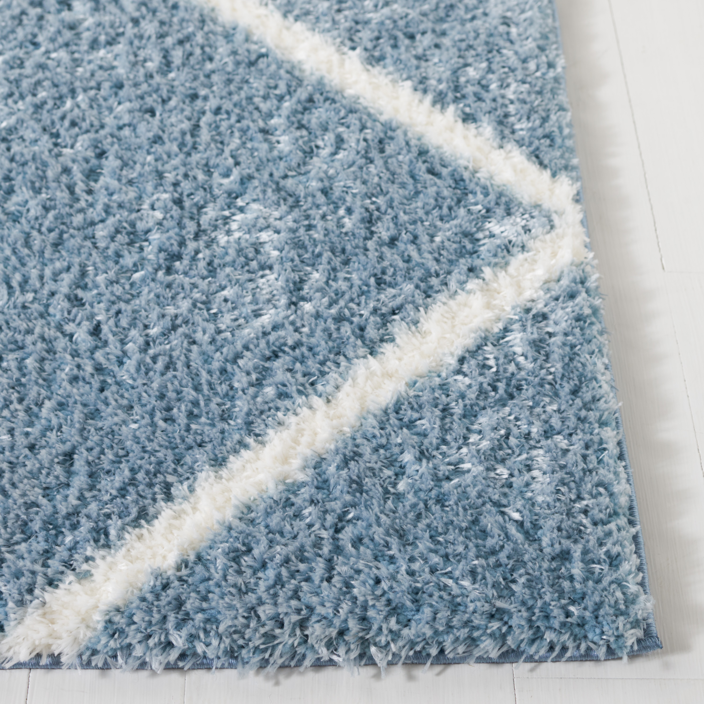 Safavieh THO676M-7SQ rugs - View #3