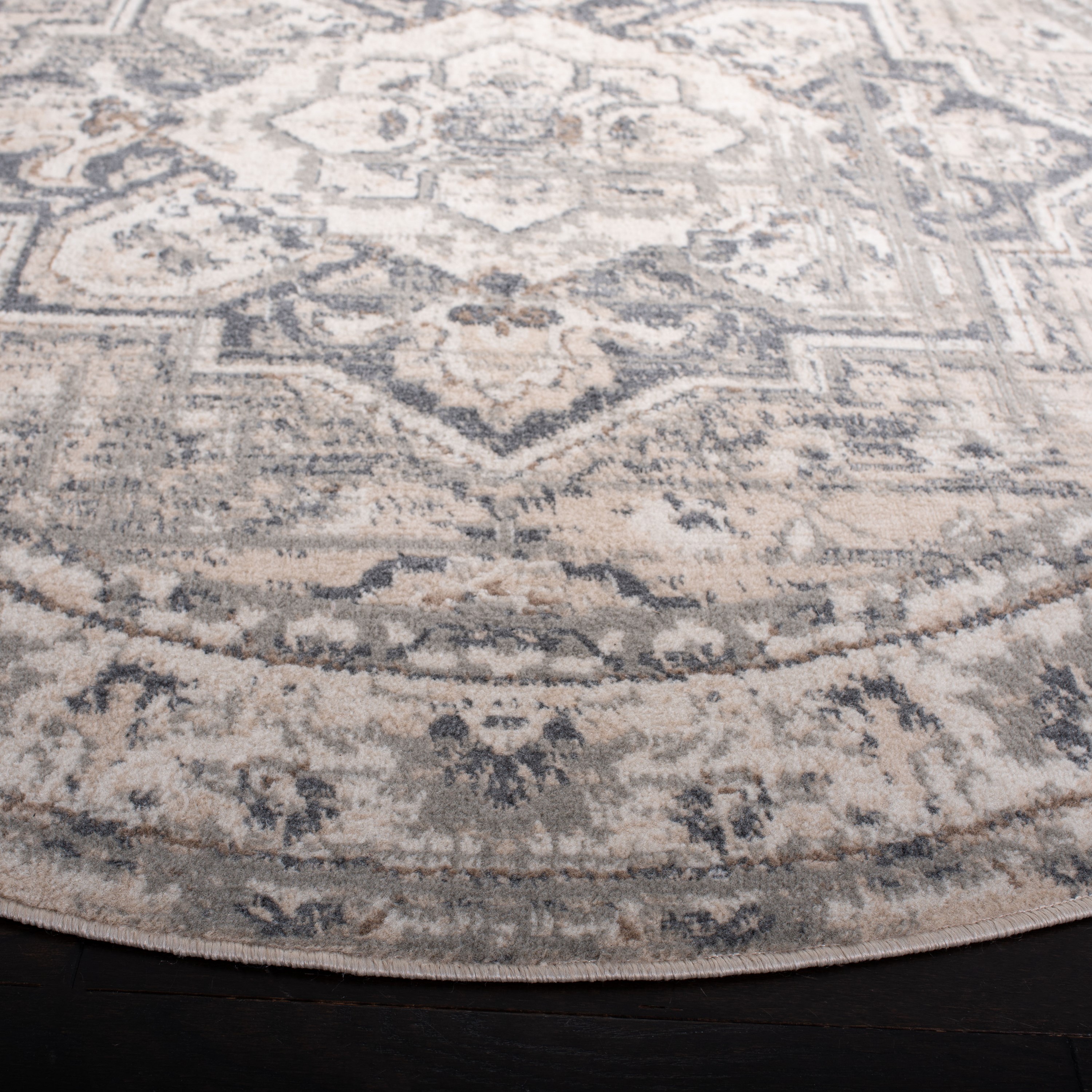 Safavieh PYR268A-7R rugs - View #3