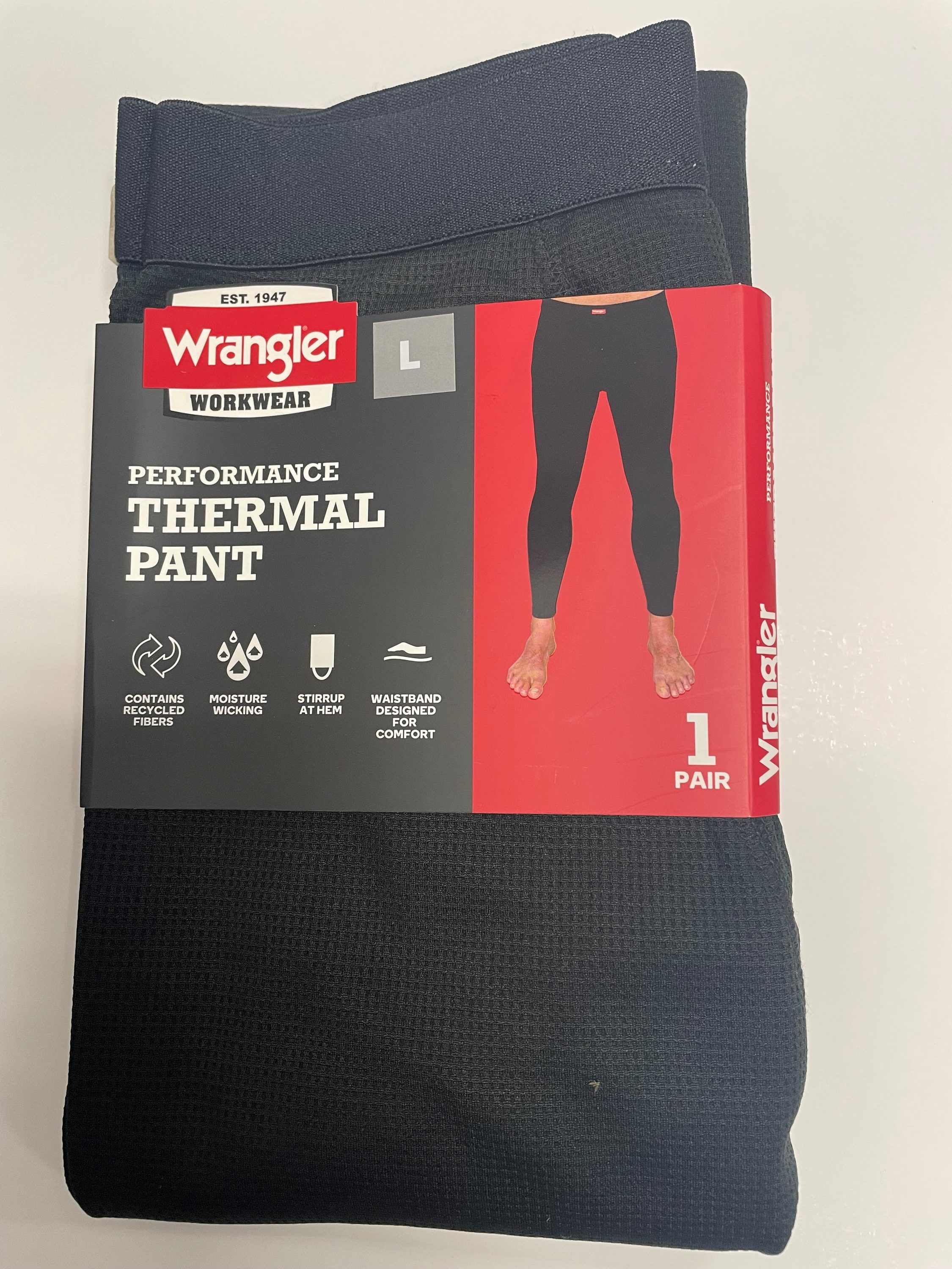 Wrangler Black Cotton/Polyester Thermal Pants (Medium) in the