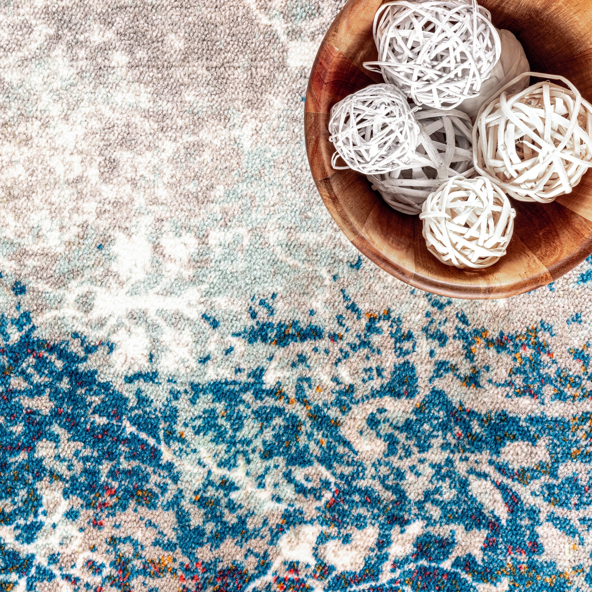 Luxe Blue Synthetic 5' x 8' Rectangular Easy-Care Area Rug