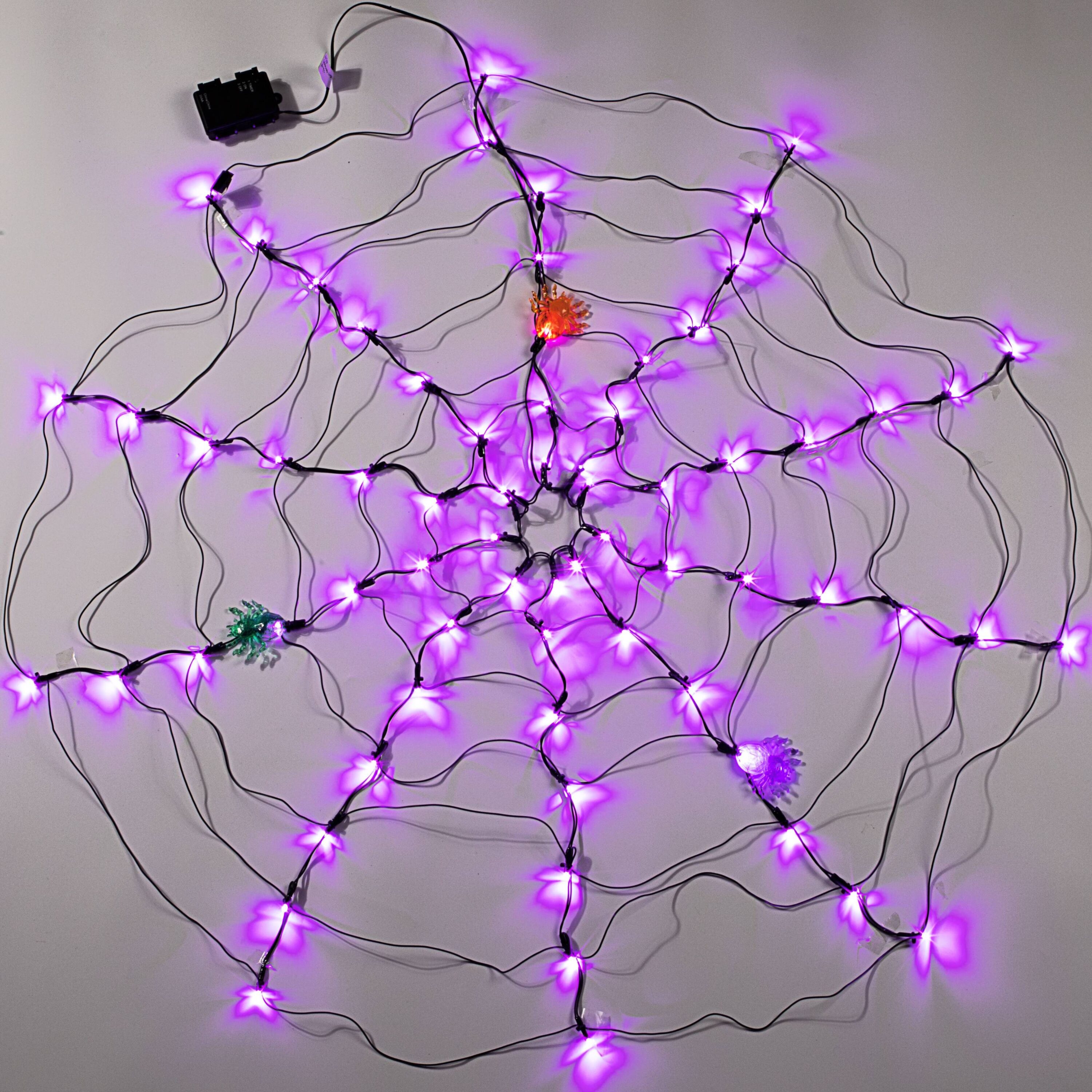 Joyin 39.37-in Lighted Spider Web Light Life Size Statue in the ...