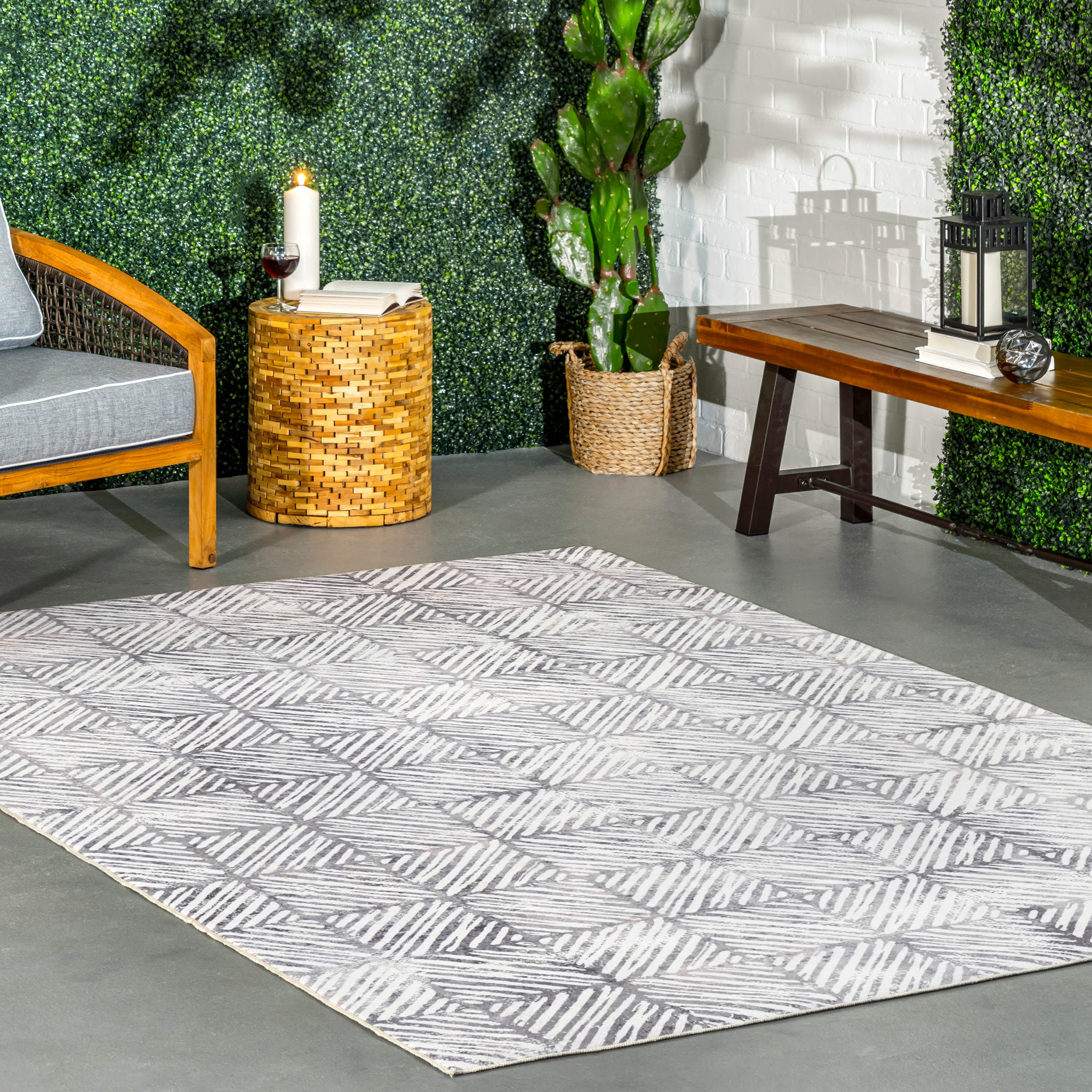 nuLOOM Nelle 8 X 8 (ft) Gray Square Indoor/Outdoor Tribal