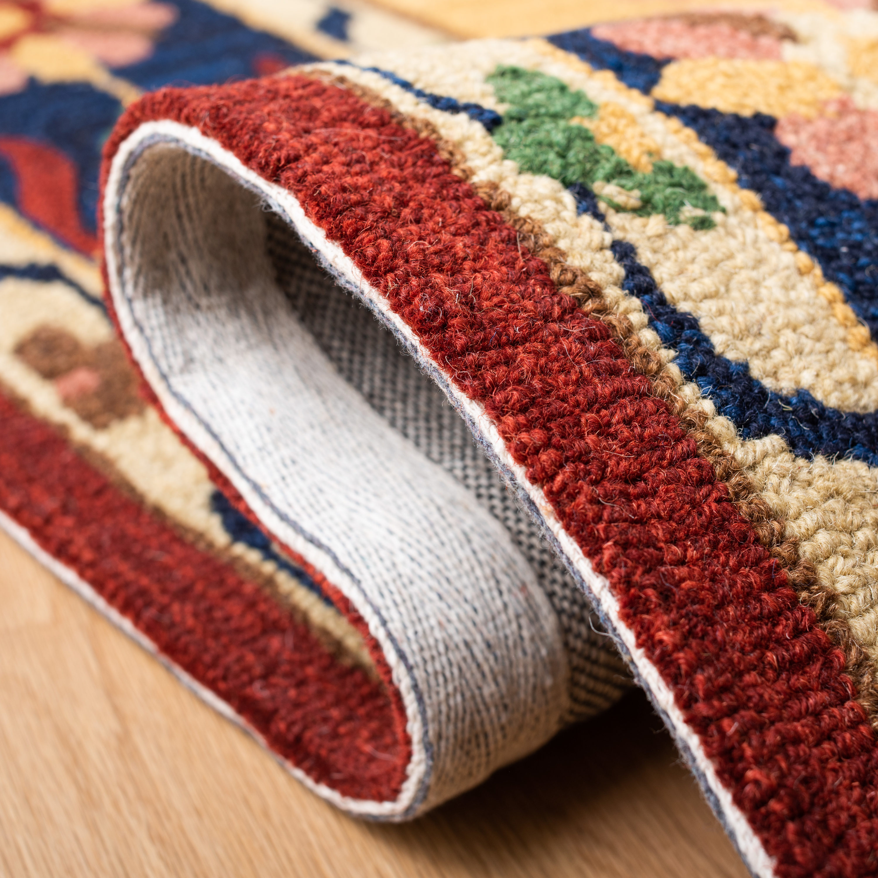 Safavieh HG356Y-6SQ rugs - View #6