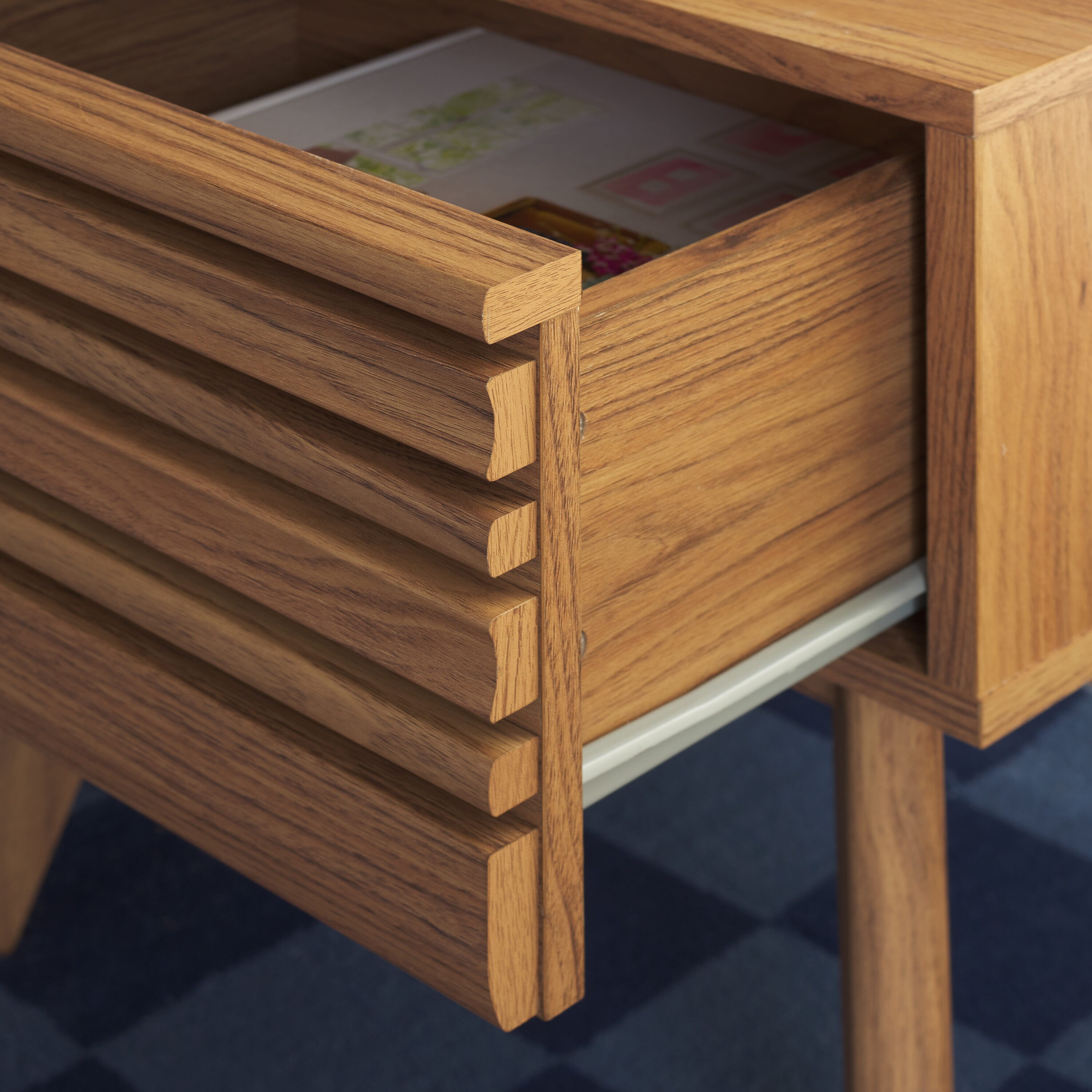 Safavieh NST9612D nightstands - View #2