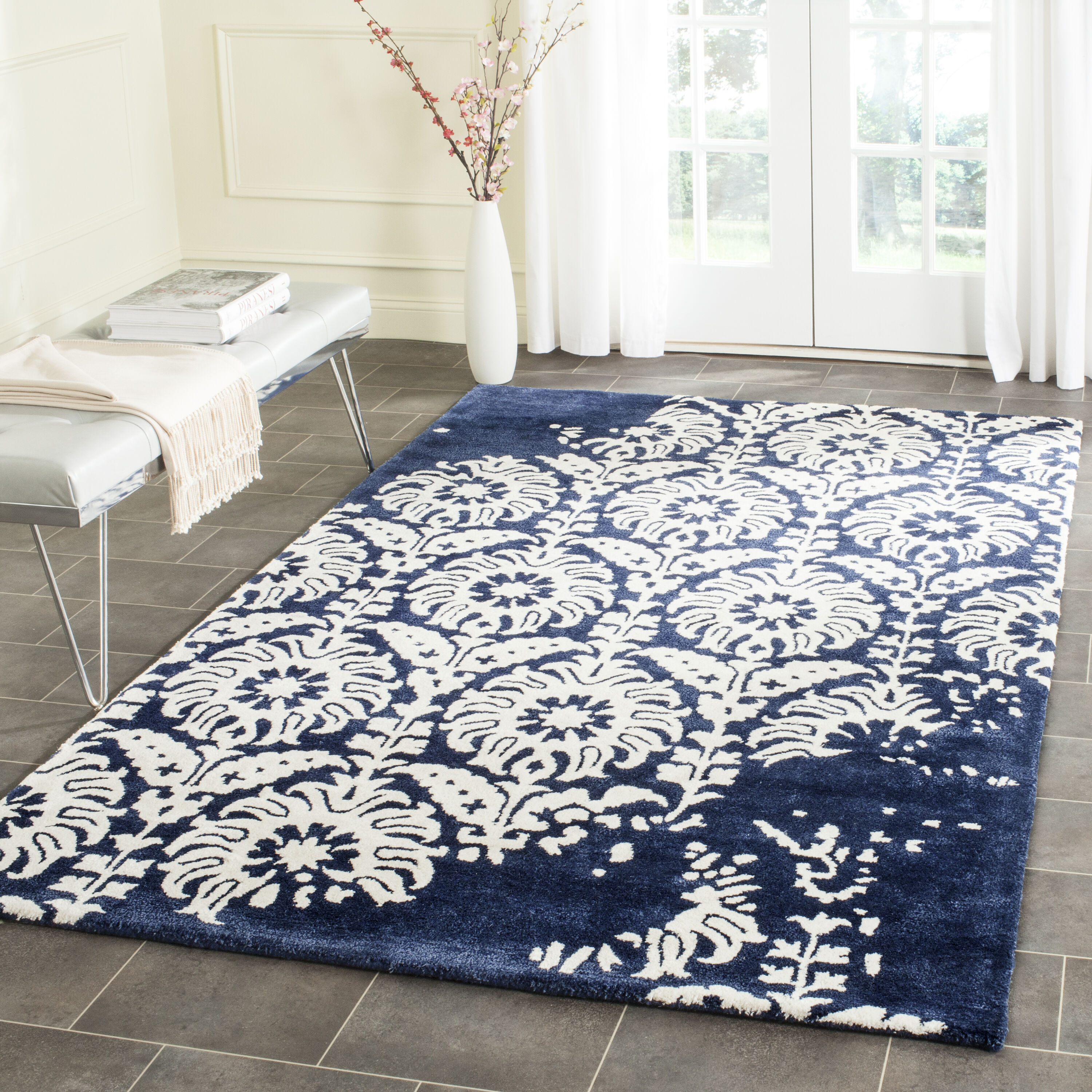 Safavieh BEL125D-24 Bella Canna 3 x 4 (ft) Tufted Wool Navy/Ivory Rectangular Indoor Distressed/Overdyed Farmhouse/Cottage Throw rug