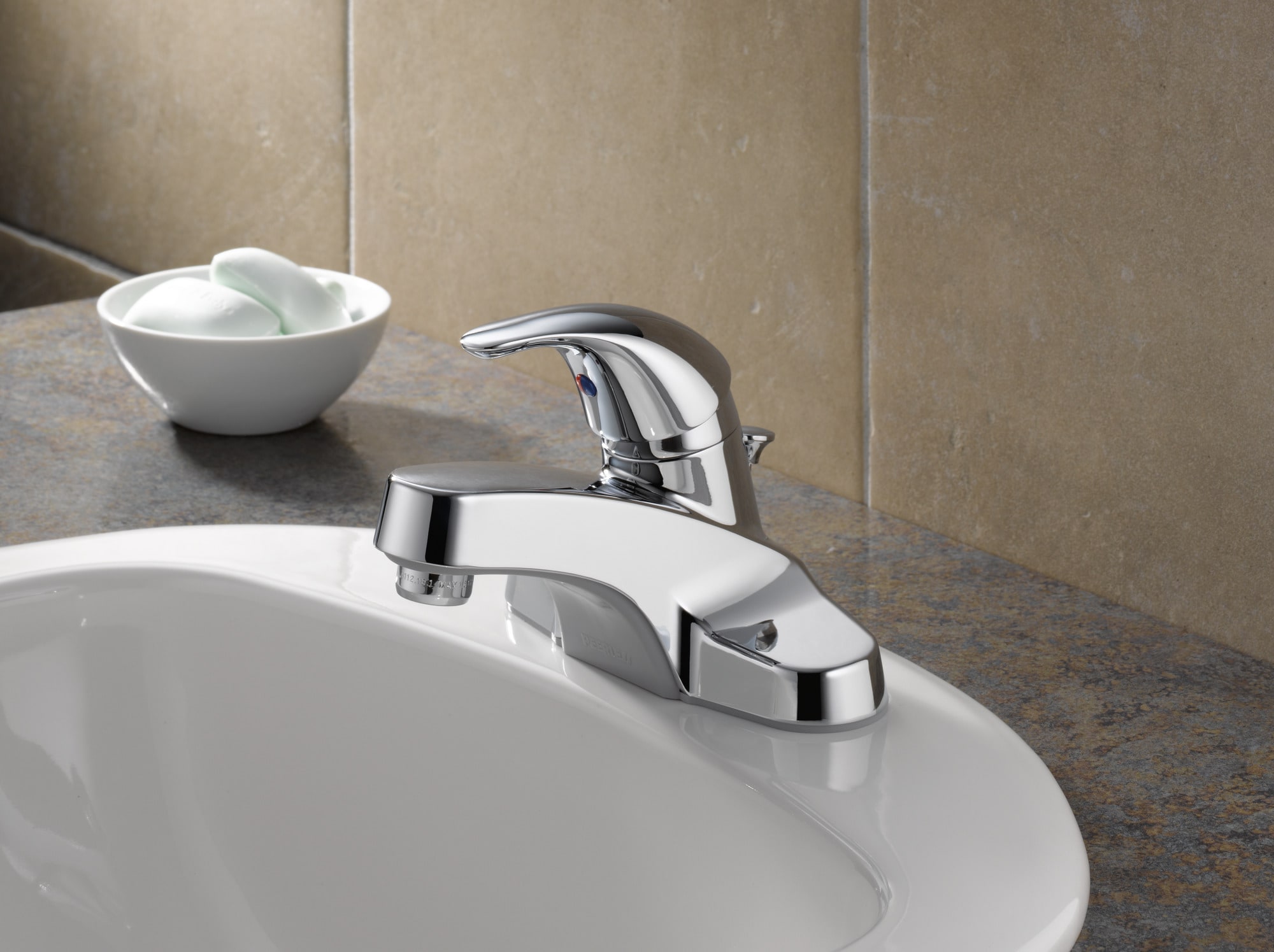 Core Polished Chrome Single Handle Bathroom Faucet with Metal Drain
