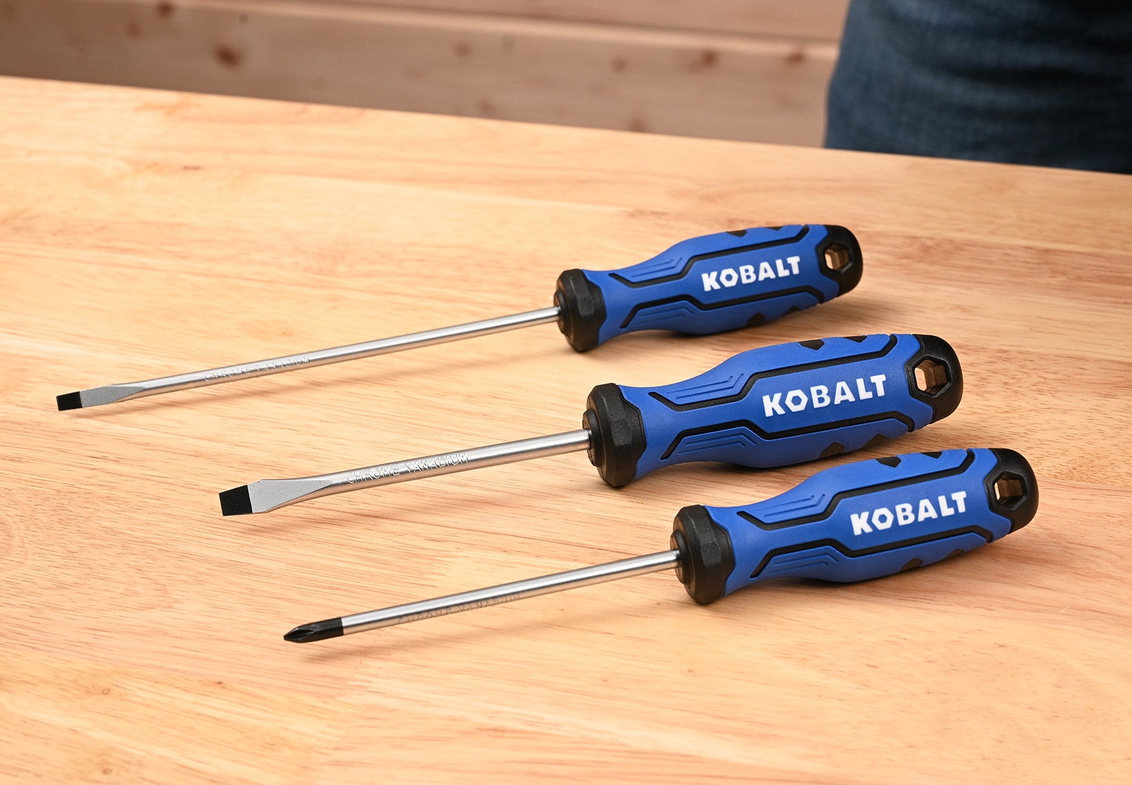 Kobalt 18-Piece Plastic Handle Magnetic Assorted Screwdriver Set