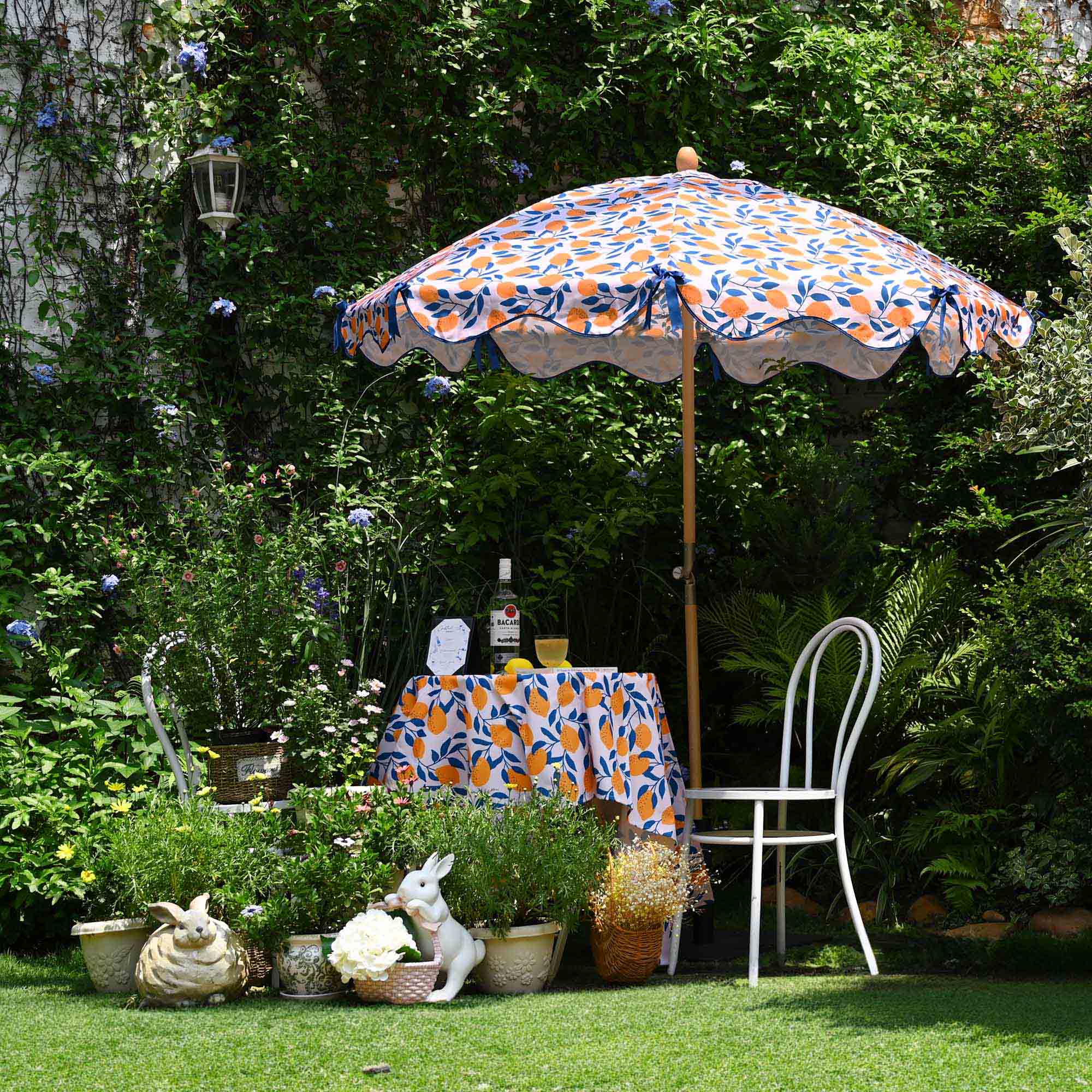 LAGarden 07LAUSET001-OB-01-LO Beach-Umbrellas - View #2