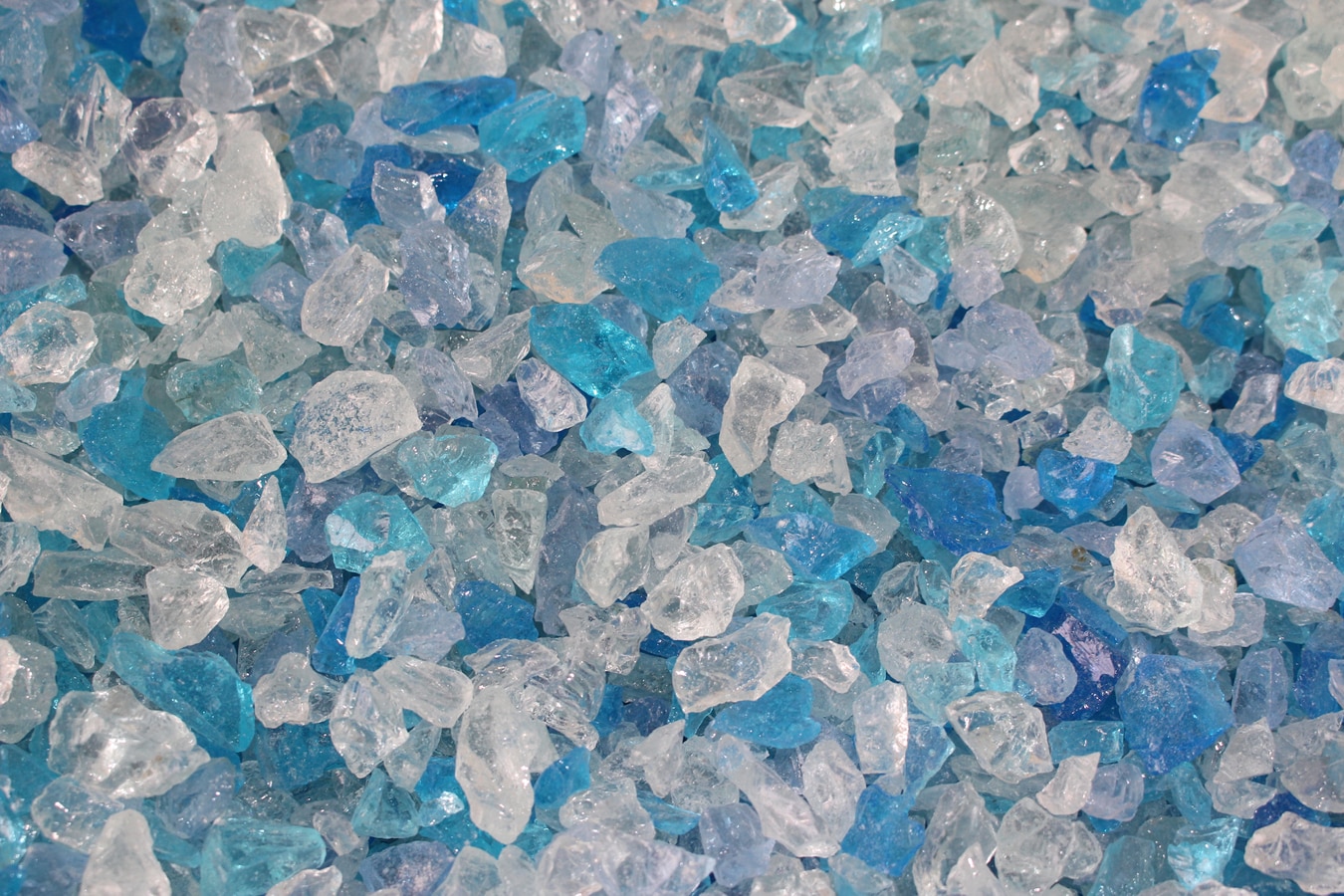 Exotic Glass EG25-L08S EXOTIC FIRE GLASS- Bahama Blend 1/4-1/2-in- 25-lb Bag