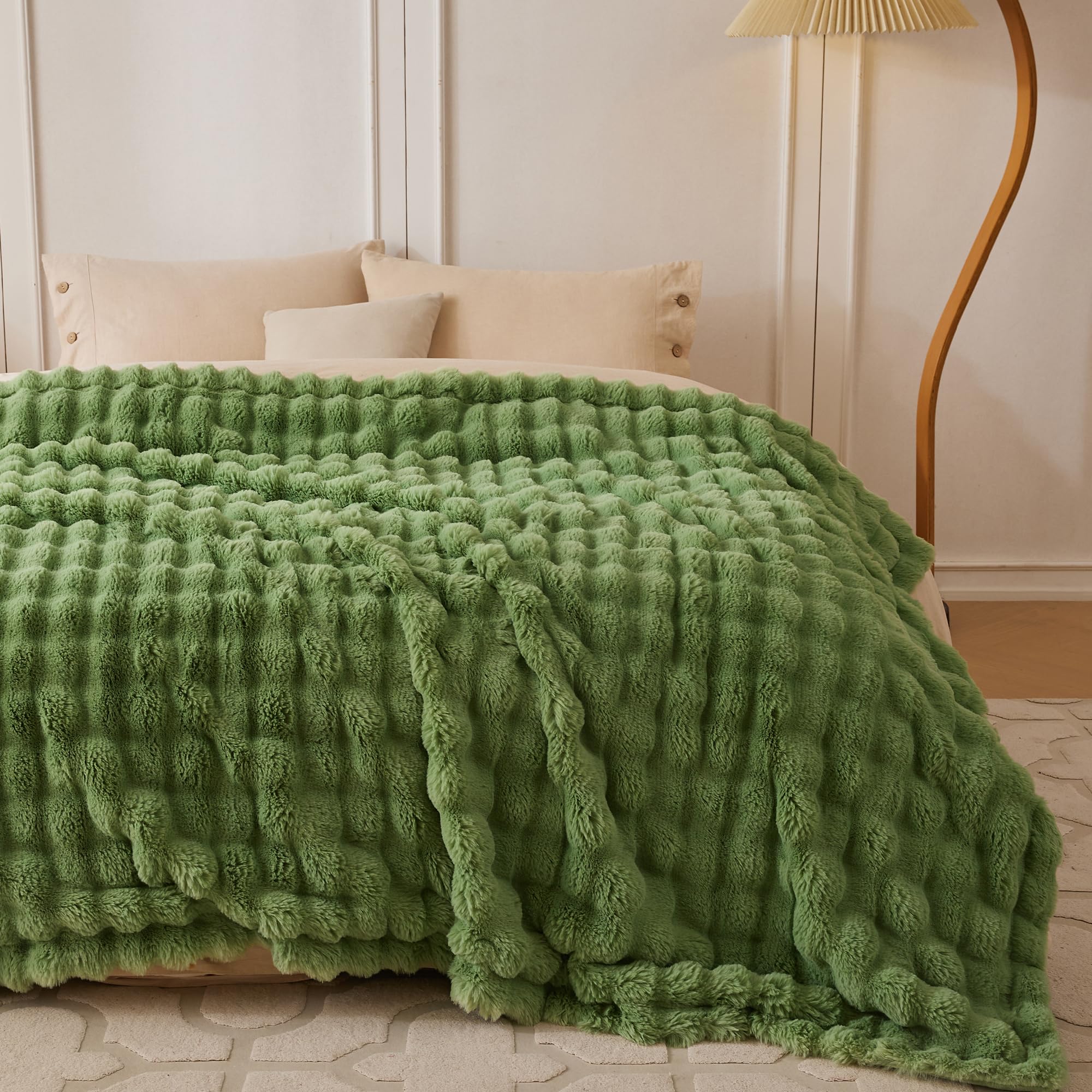 PIGFDK 5749848197637 Blankets-And-Throws - View #3