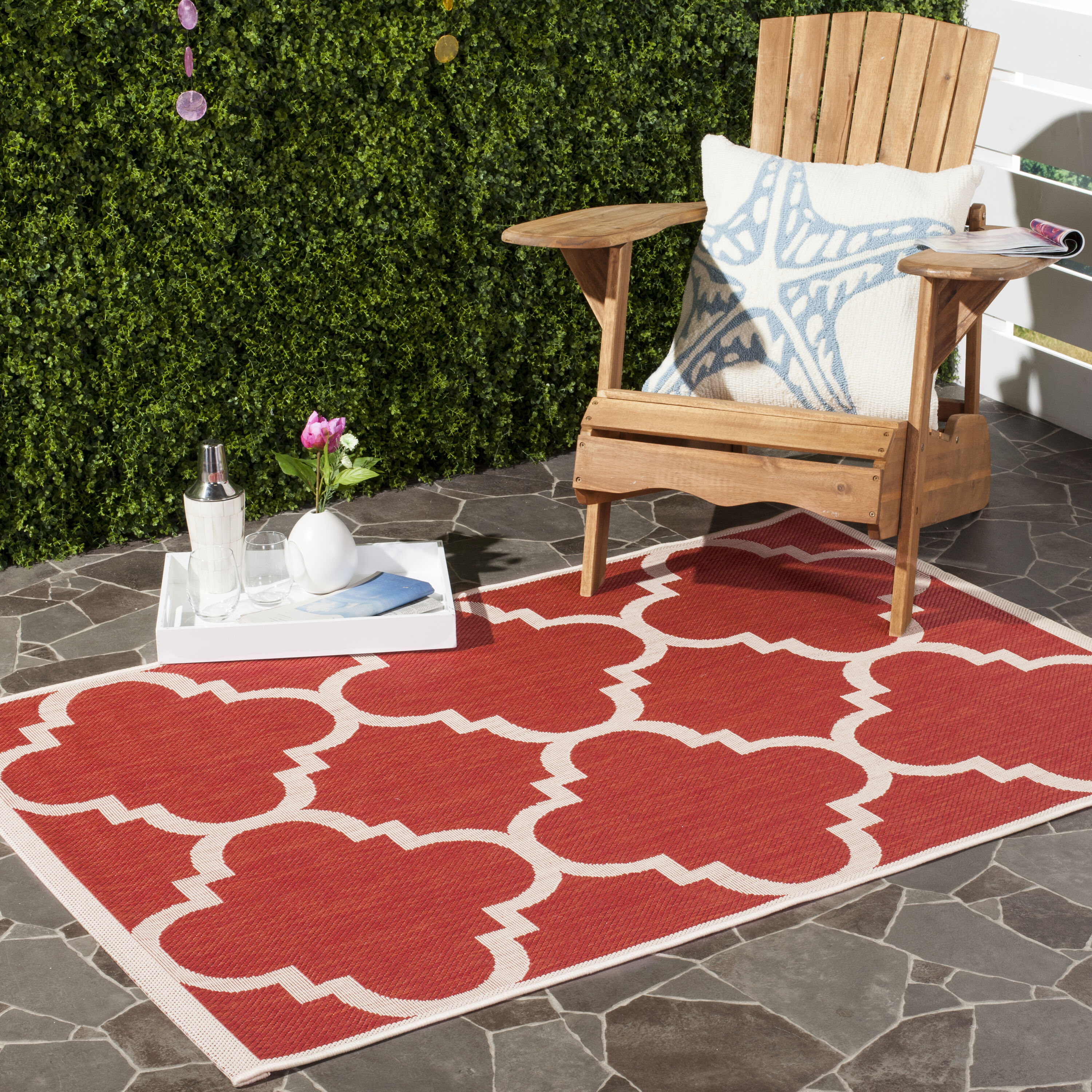 Courtyard 6243-248 Red 2in-7ft x 5in Rug
