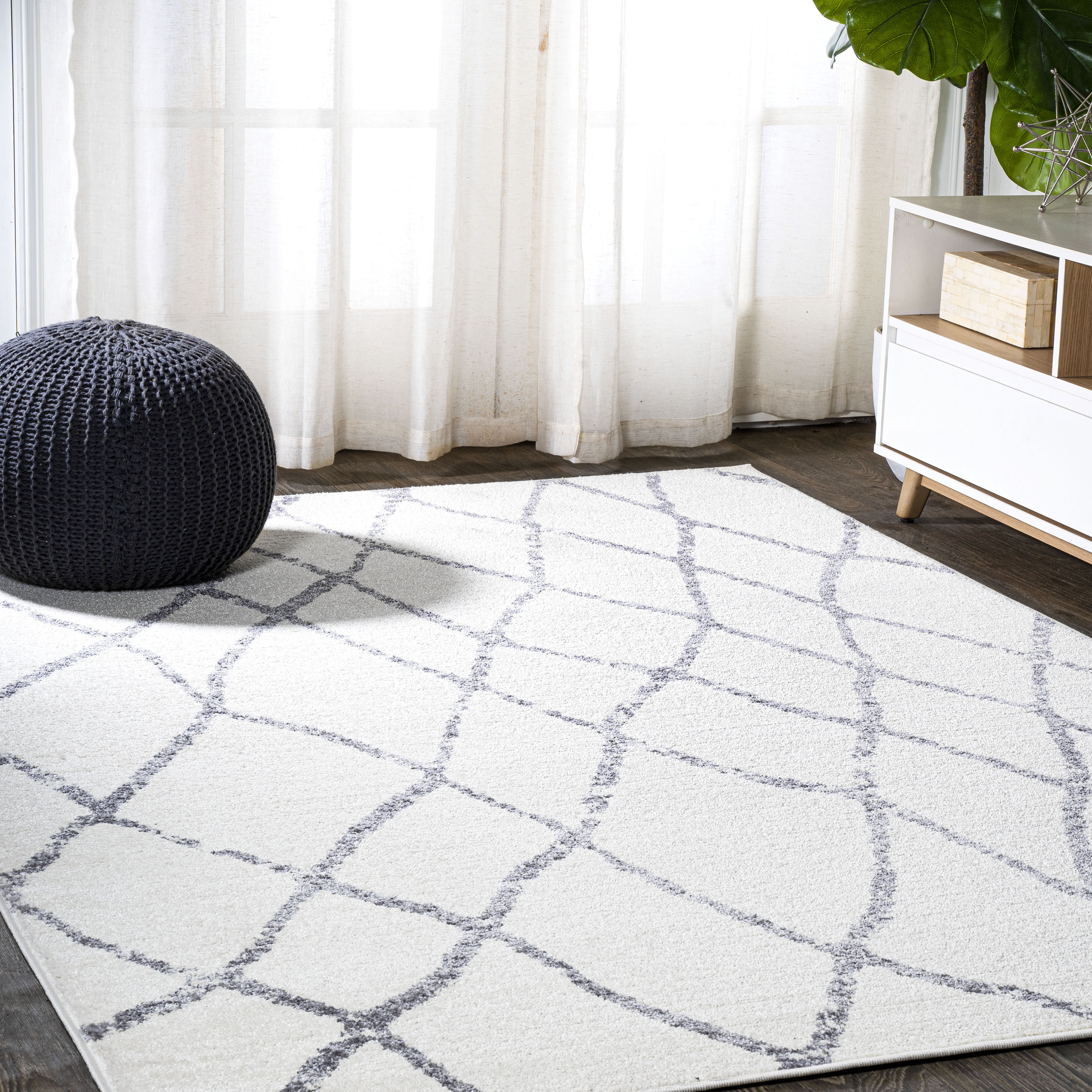 3' x 5' Moroccan Hype Washable Trellis Rug in Gray