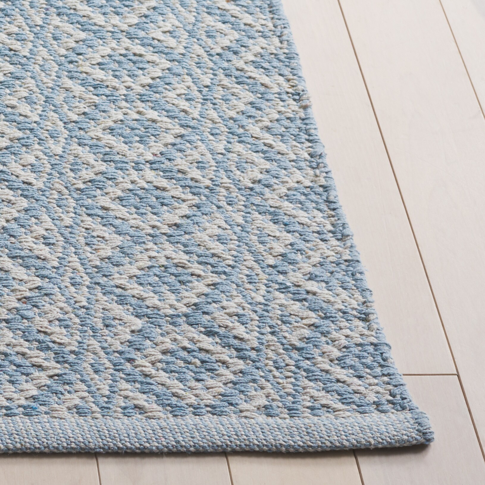 Safavieh MTK716B-2339 rugs - View #9