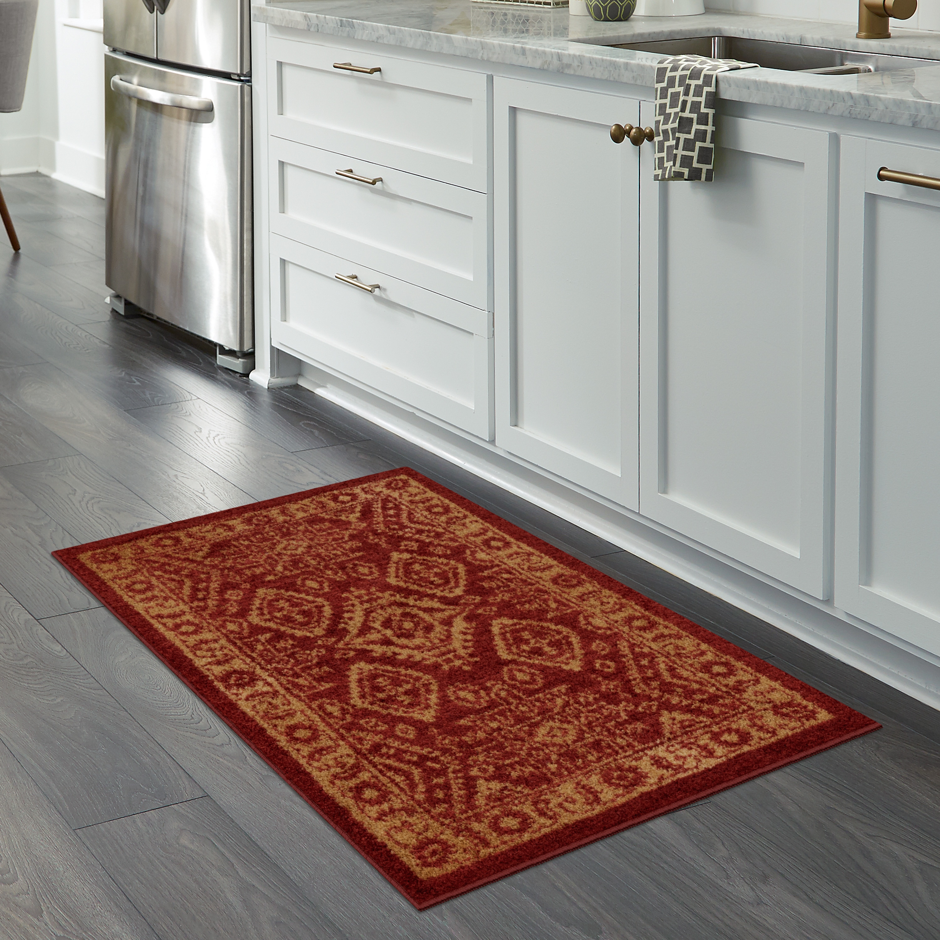 Maples Rugs B5831412 3 x 4 (ft) Tufted Polyester Red/Gold Rectangular Indoor Border Bohemian/Eclectic Machine washable Throw rug