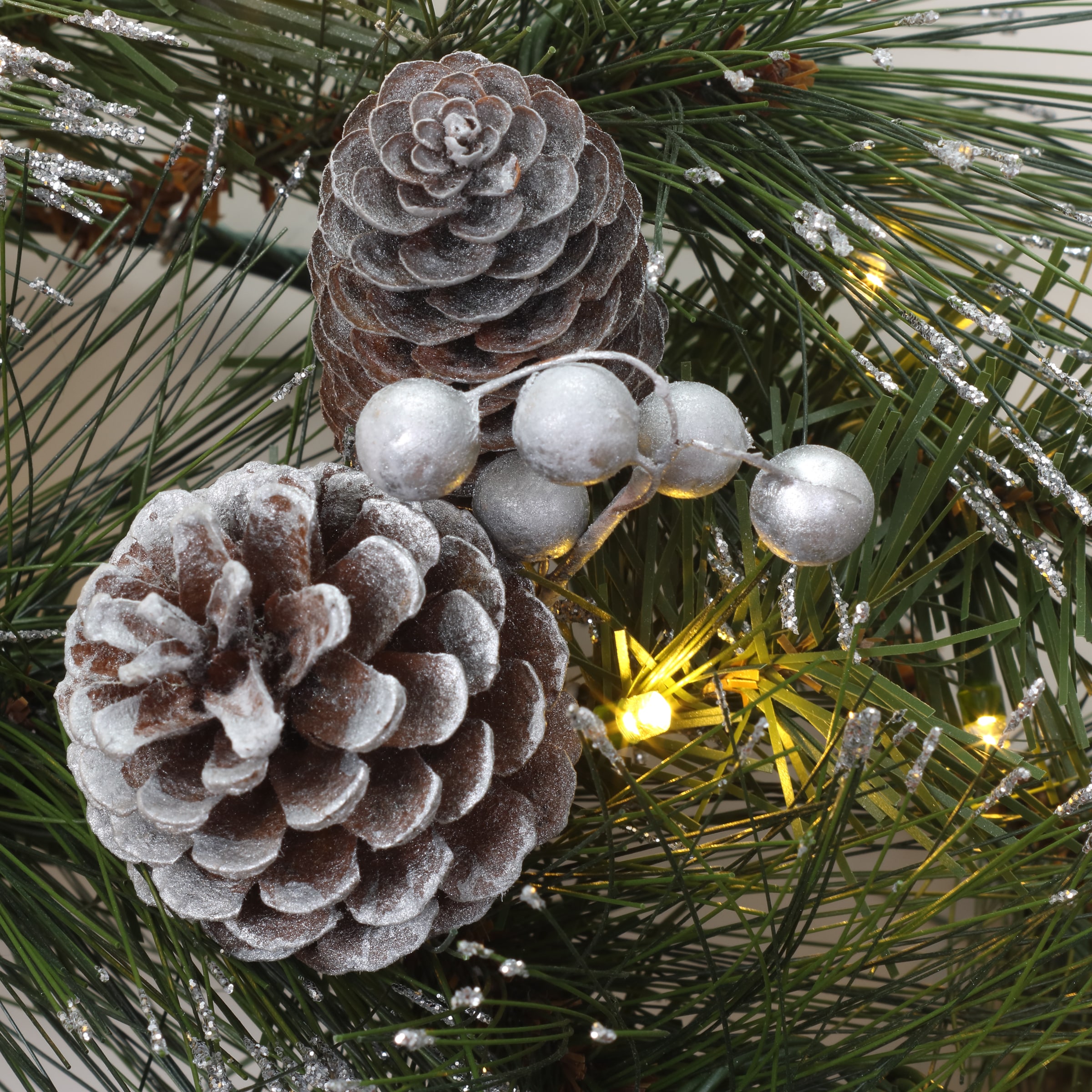 National Tree Company YAP64-300-24WB1 Artificial-Christmas-Wreaths - View #3