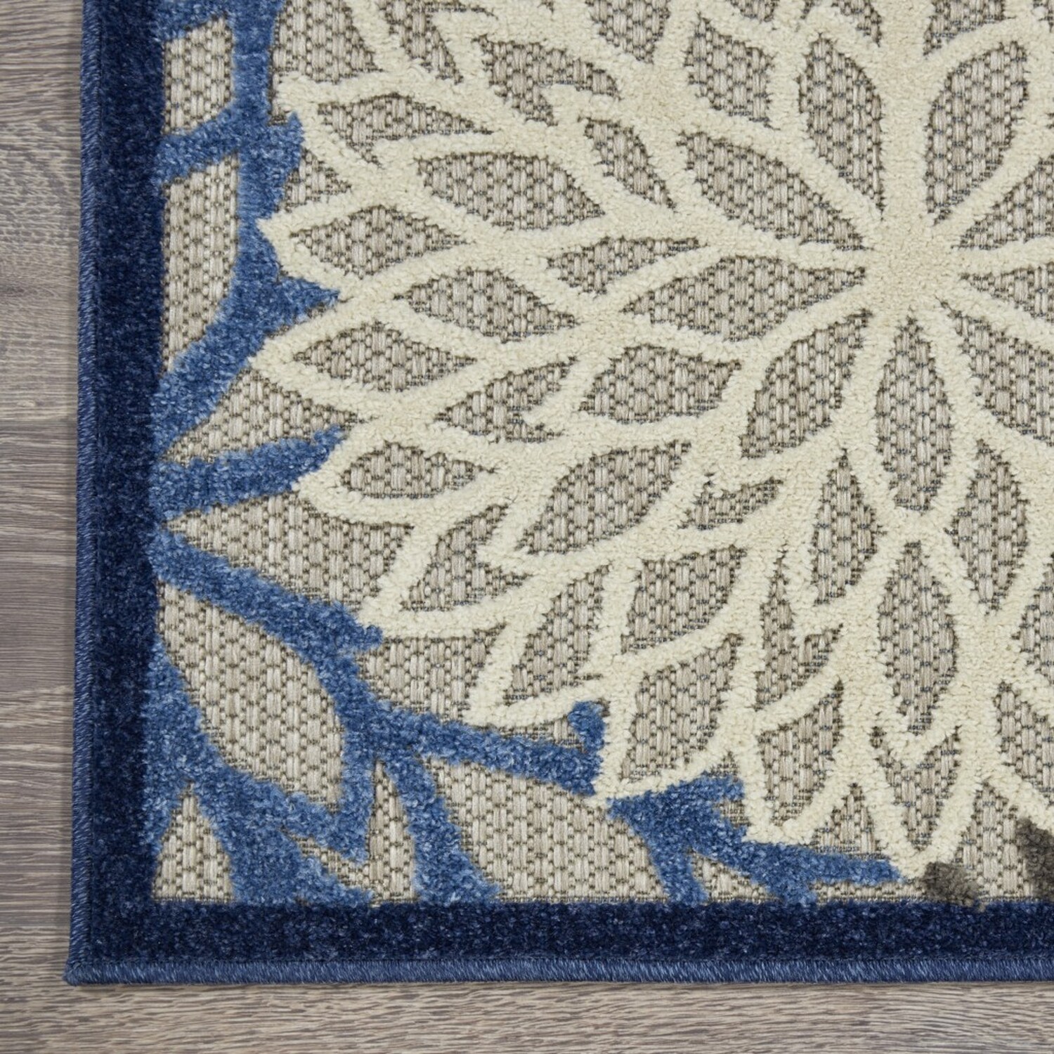 HomeRoots 4000384816 rugs - View #2