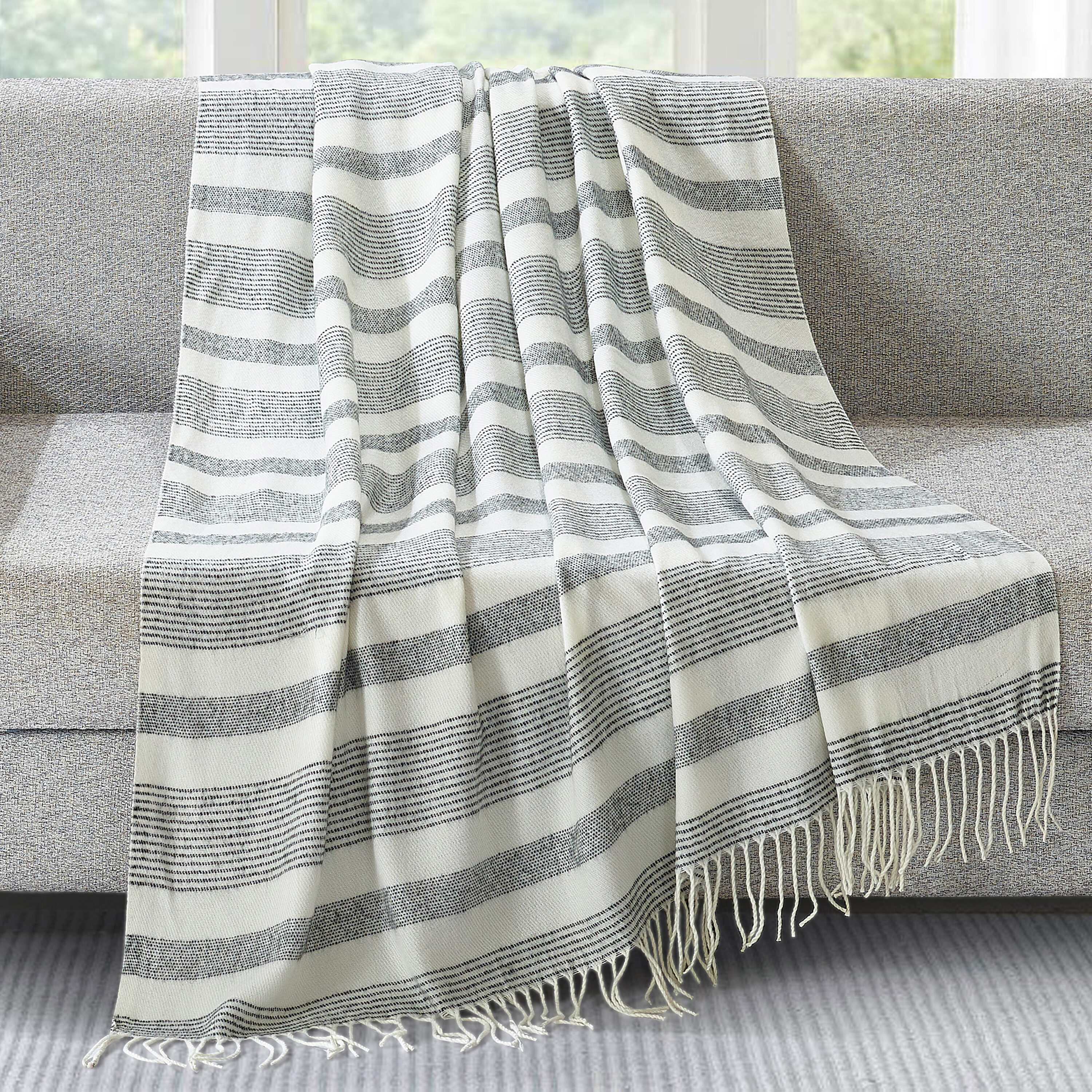 HARPER LOFT - White and Black 50-in x 60-in Polyester Throw