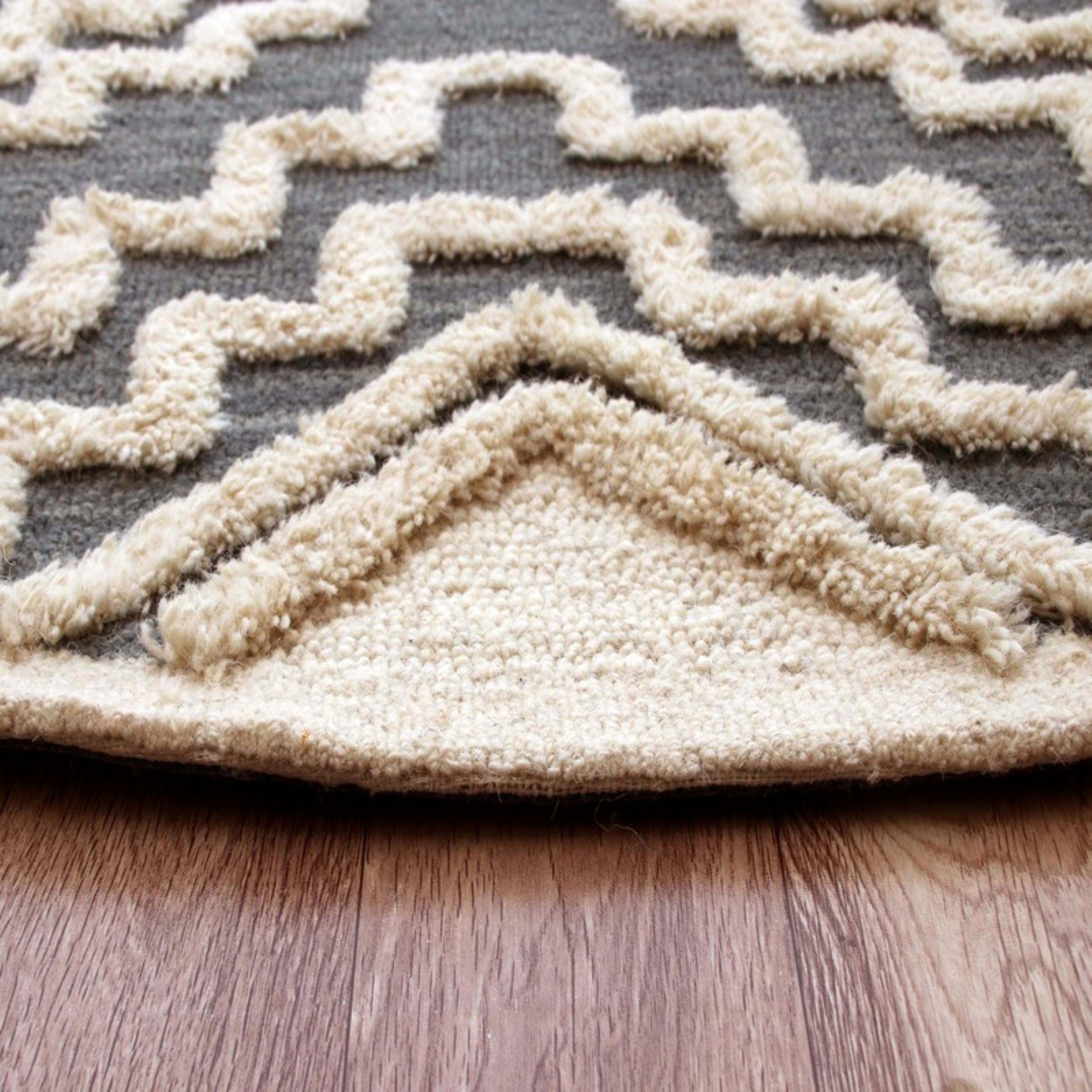 Gray and Cream Tufted Geometric Wool Round Area Rug, 6 ft.