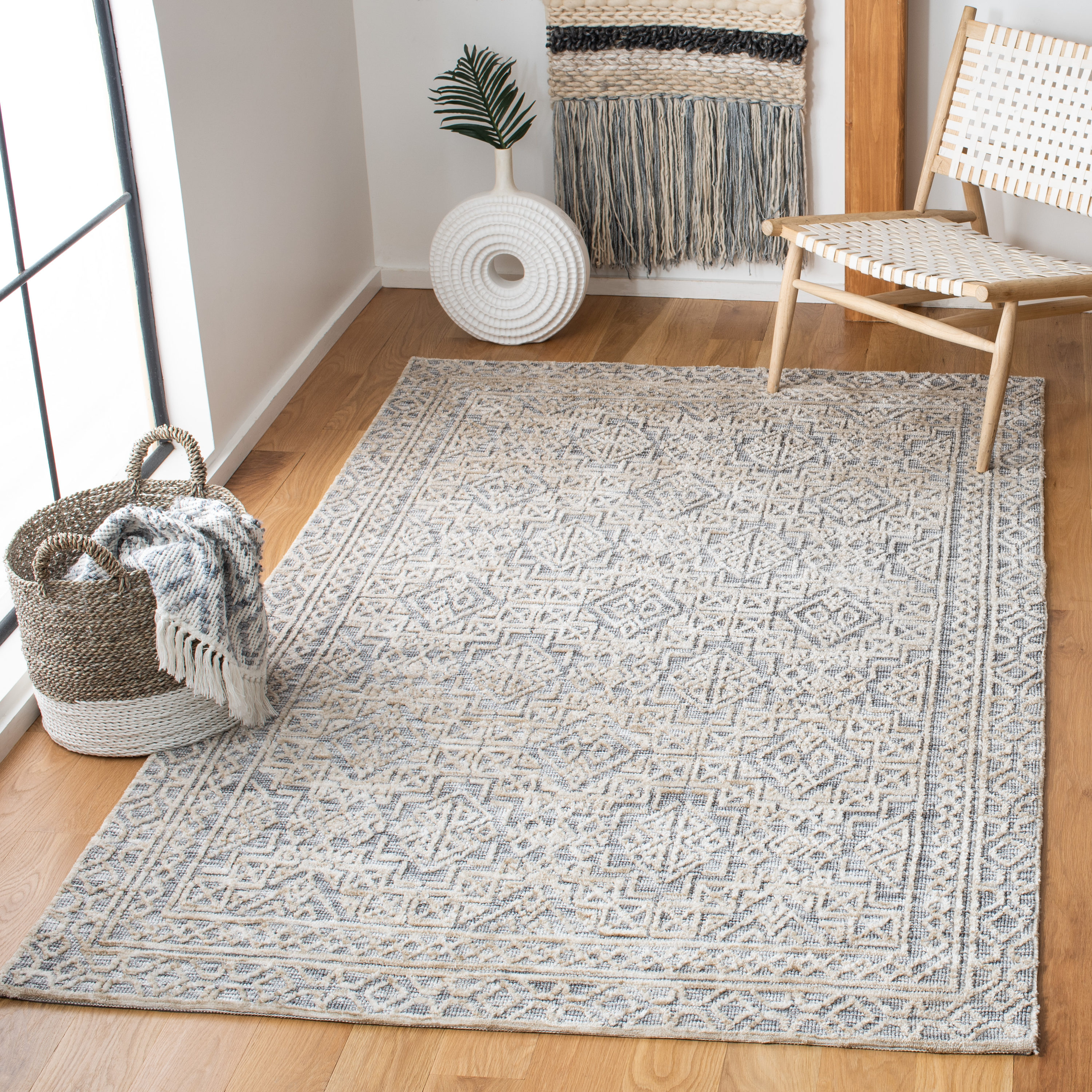 Handmade Gray and Beige Wool Rectangular Rug