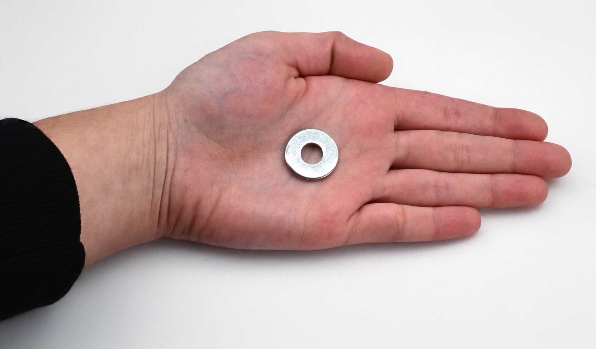 Fasteners Direct F-93391PP5 Metric-Flat-Washers - View #4