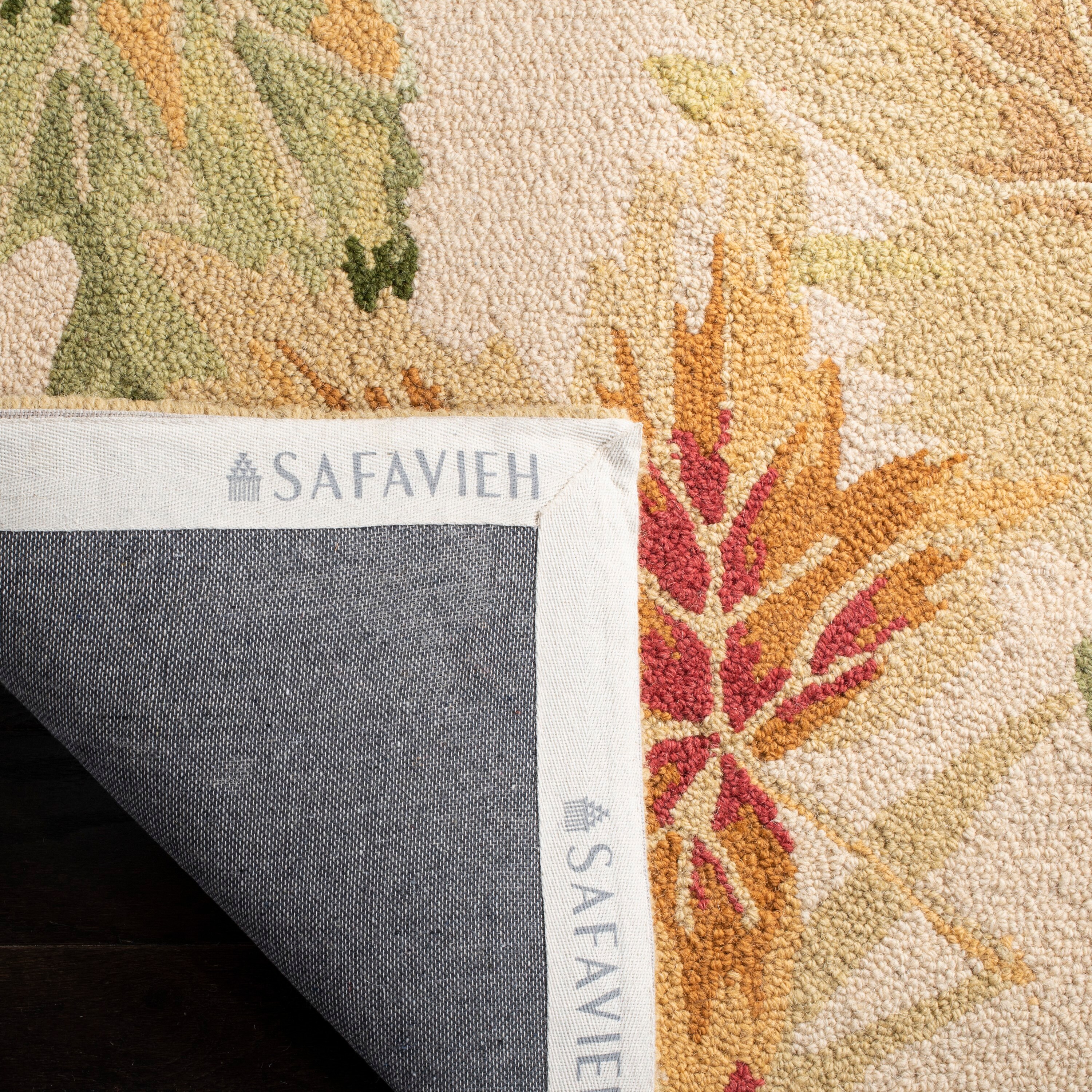 Safavieh HK218A-3 rugs - View #4