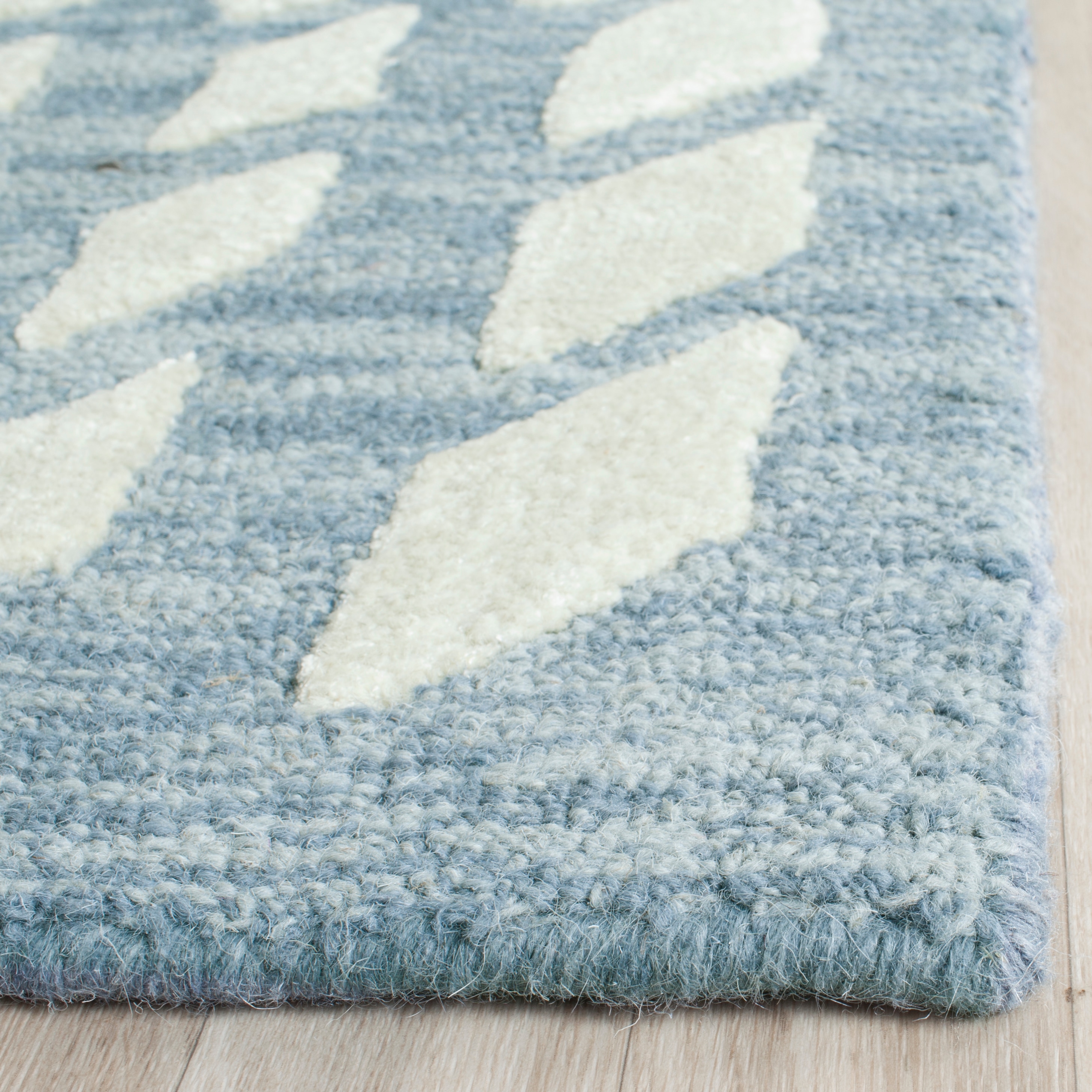 Safavieh BEL126A-9 rugs - View #3