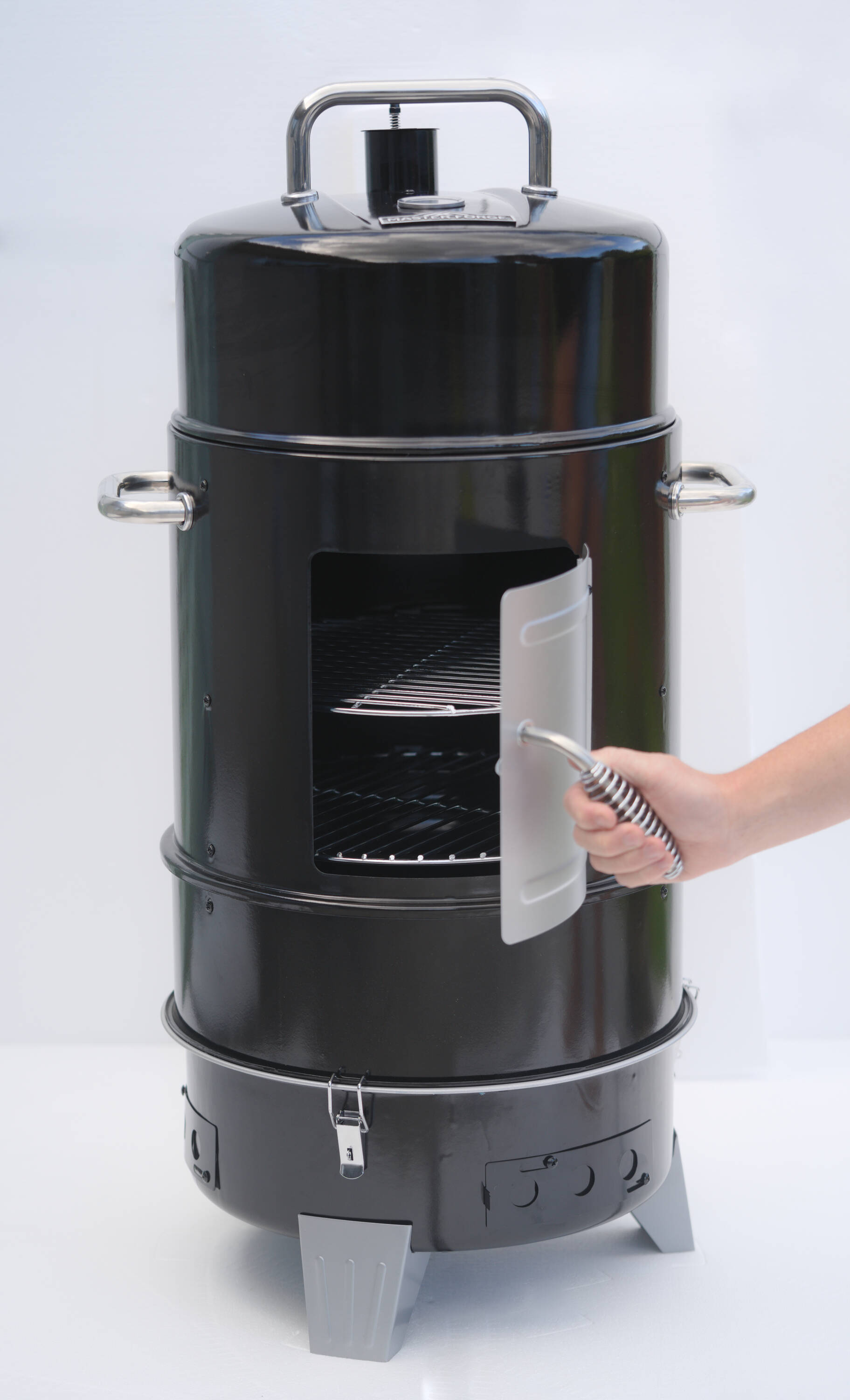 Master 564Sq in Black Vertical Charcoal Smoker in the Charcoal
