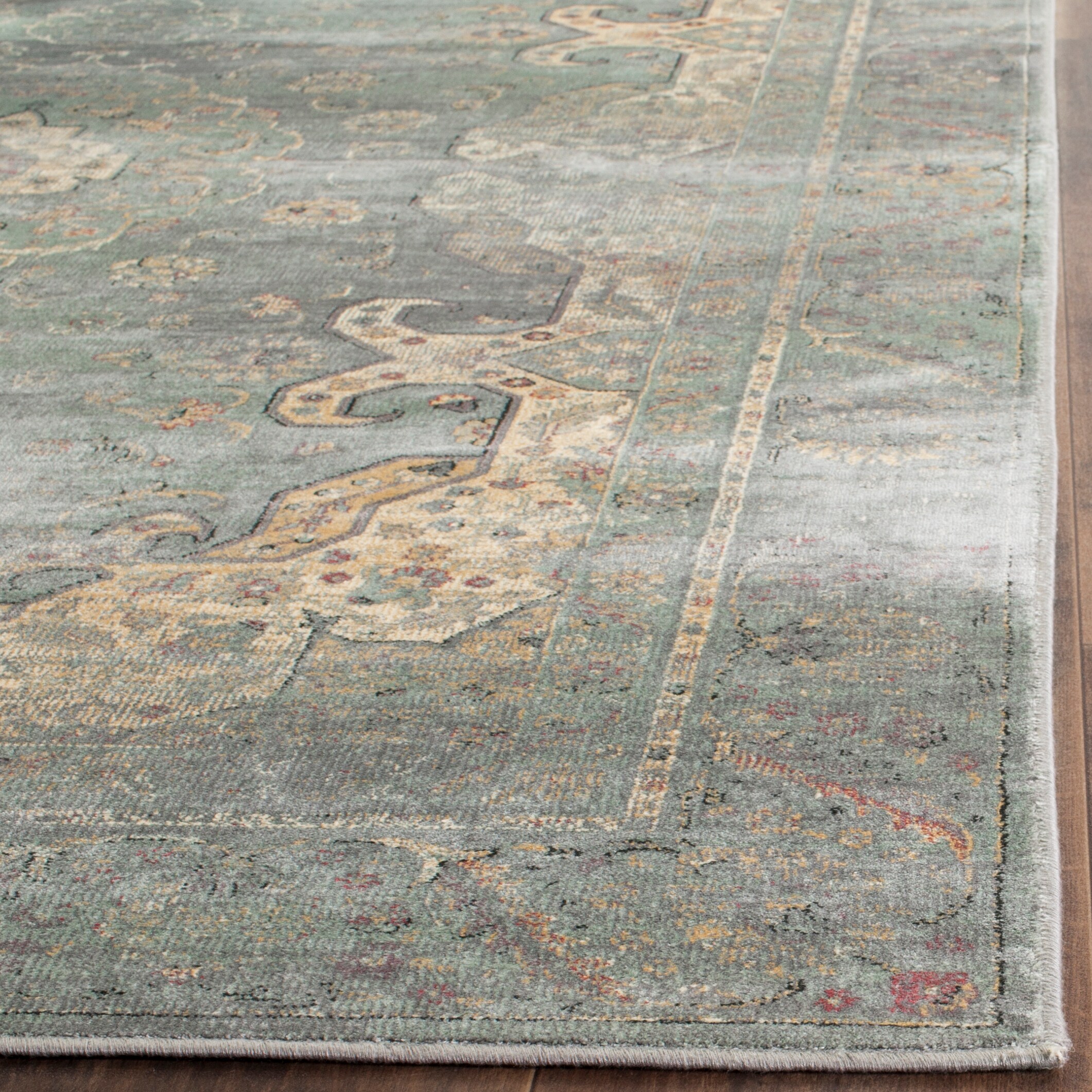 Safavieh Vintage Christina 4 x 6 Gray/Multi Indoor Distressed/Overdyed Vintage Area Rug