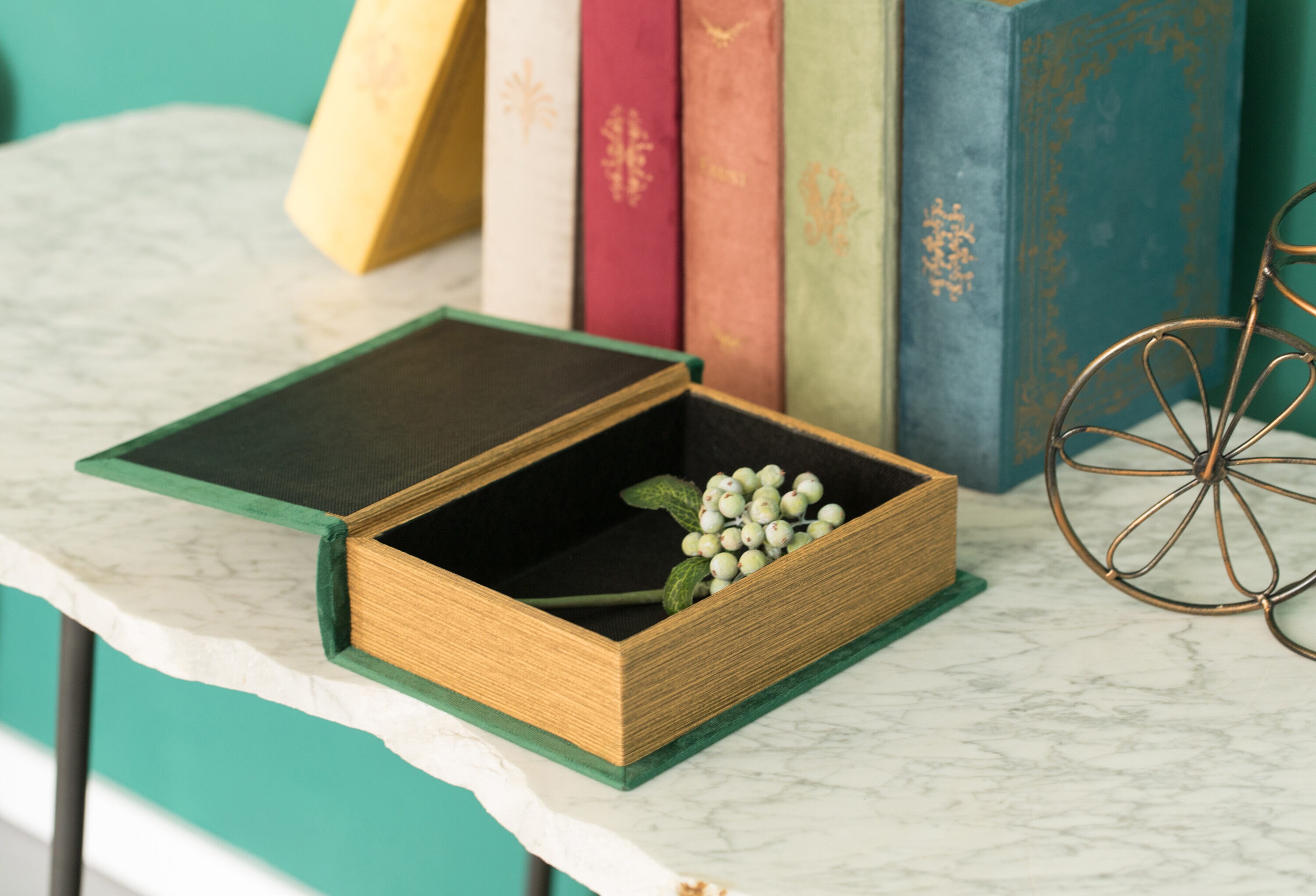 Vintage Green Velvet Book-Inspired Trinket Storage Box