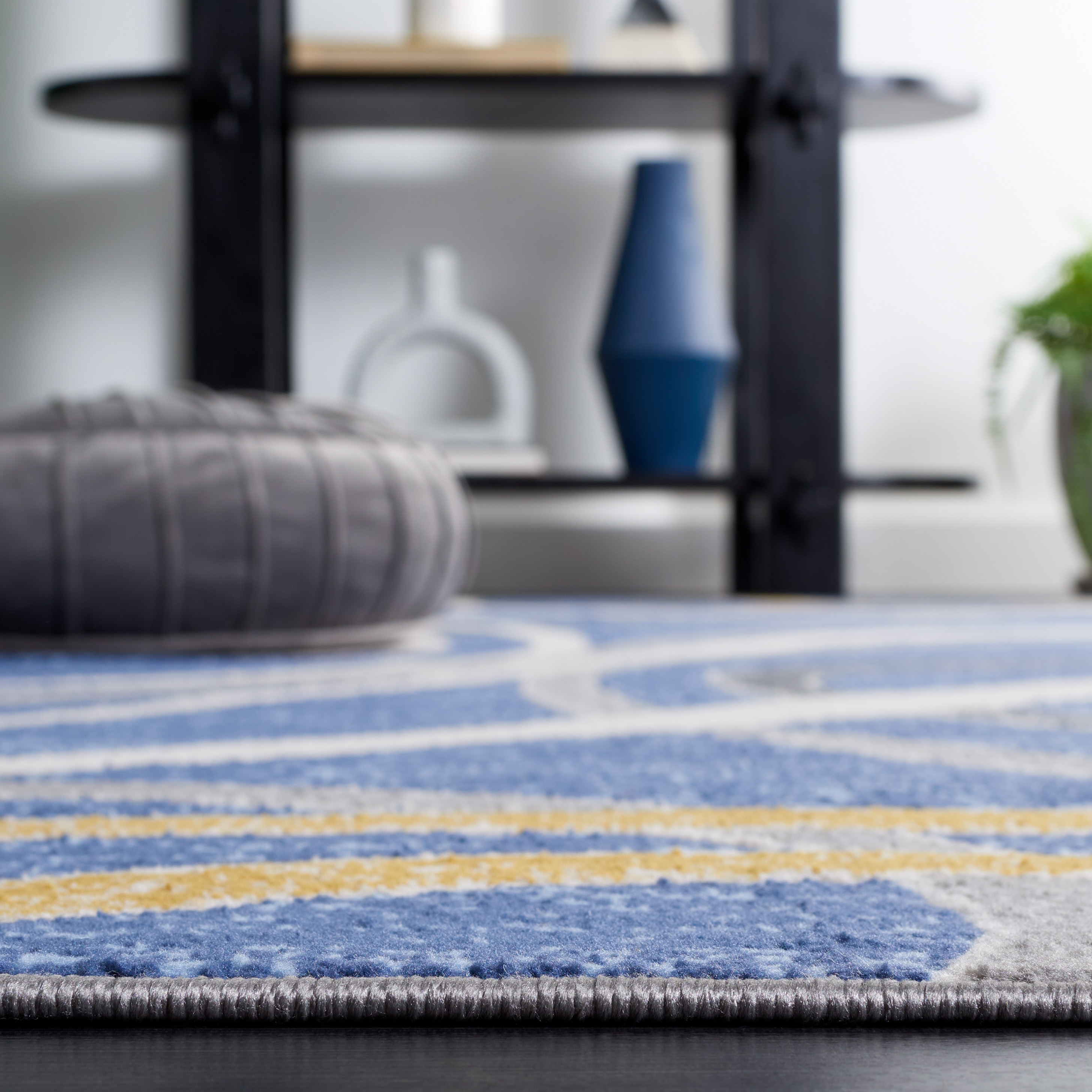 Safavieh ODY812M-9 rugs - View #4
