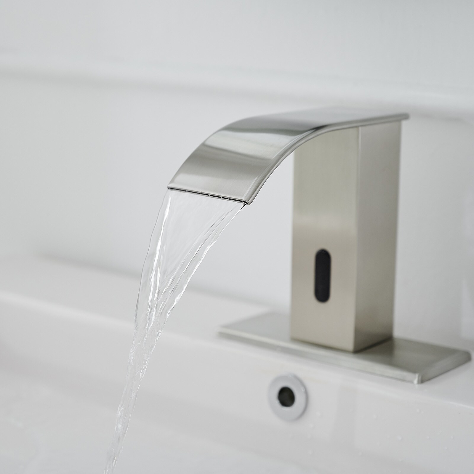BWE A-918139-N Lavatory-Faucets - View #2