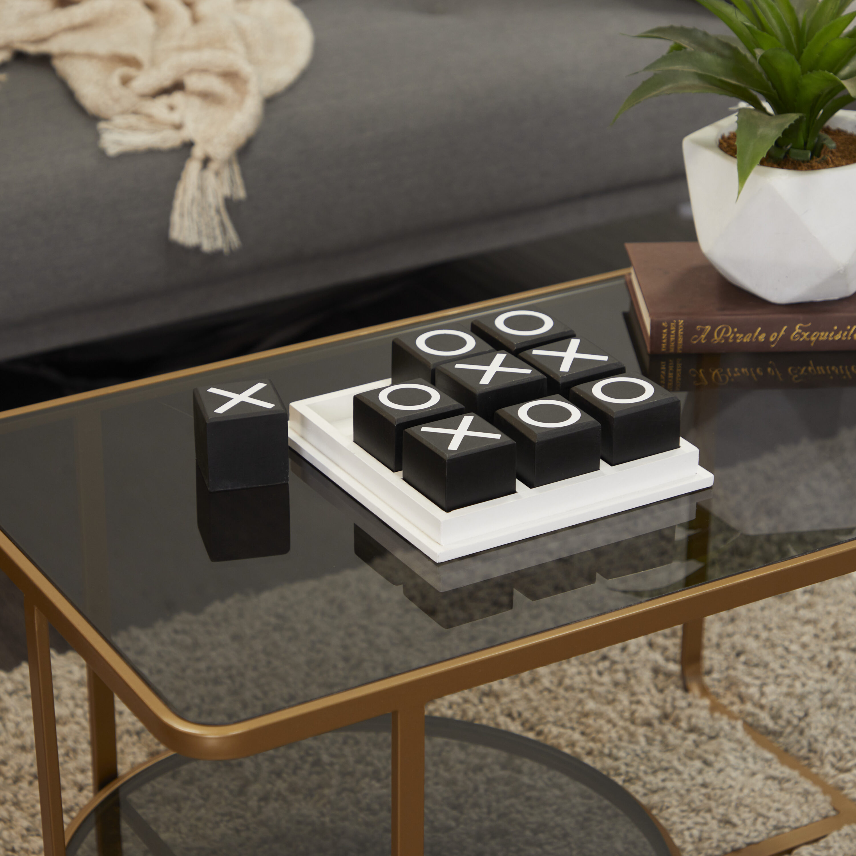 Grayson Lane 74346 Black Wood Modern Sculpture